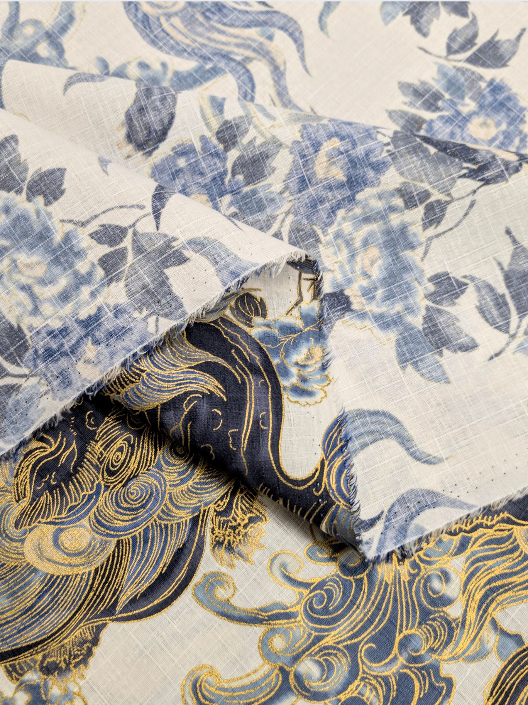 Hokkoh - Golden Komainu Cotton Dobby Fabric - White