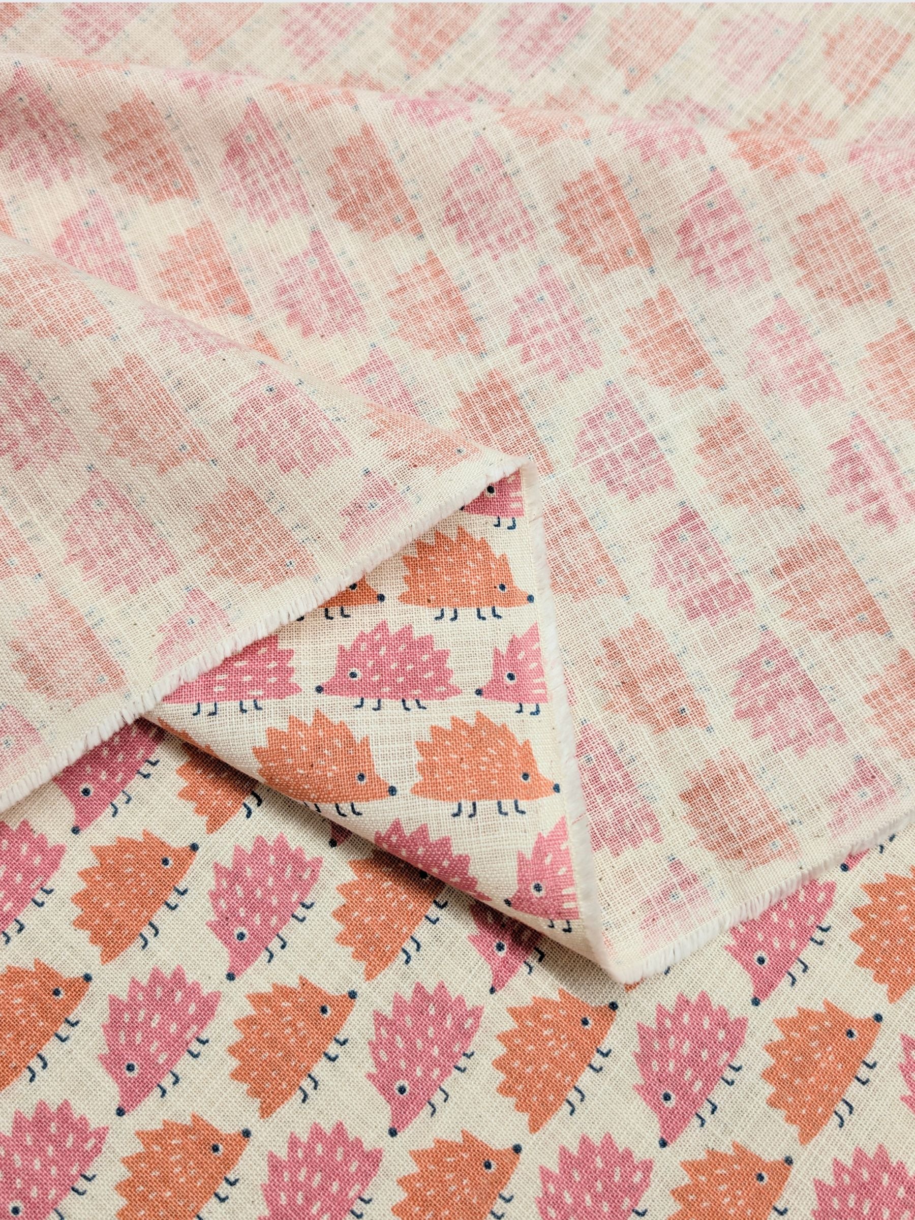 Sevenberry - Trailing Hedgehogs Rustic Weave Cotton Fabric - Pink & Peach