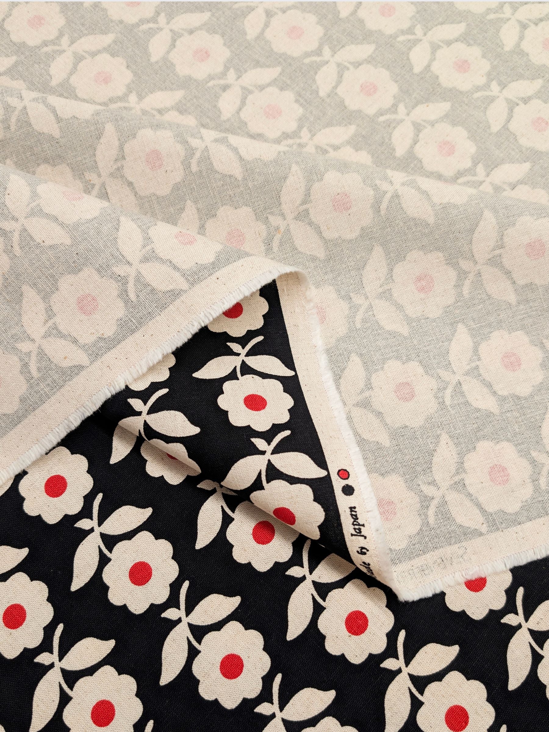 Sevenberry - Scandinavian Flowers Cotton/Linen Light Canvas Fabric - Black