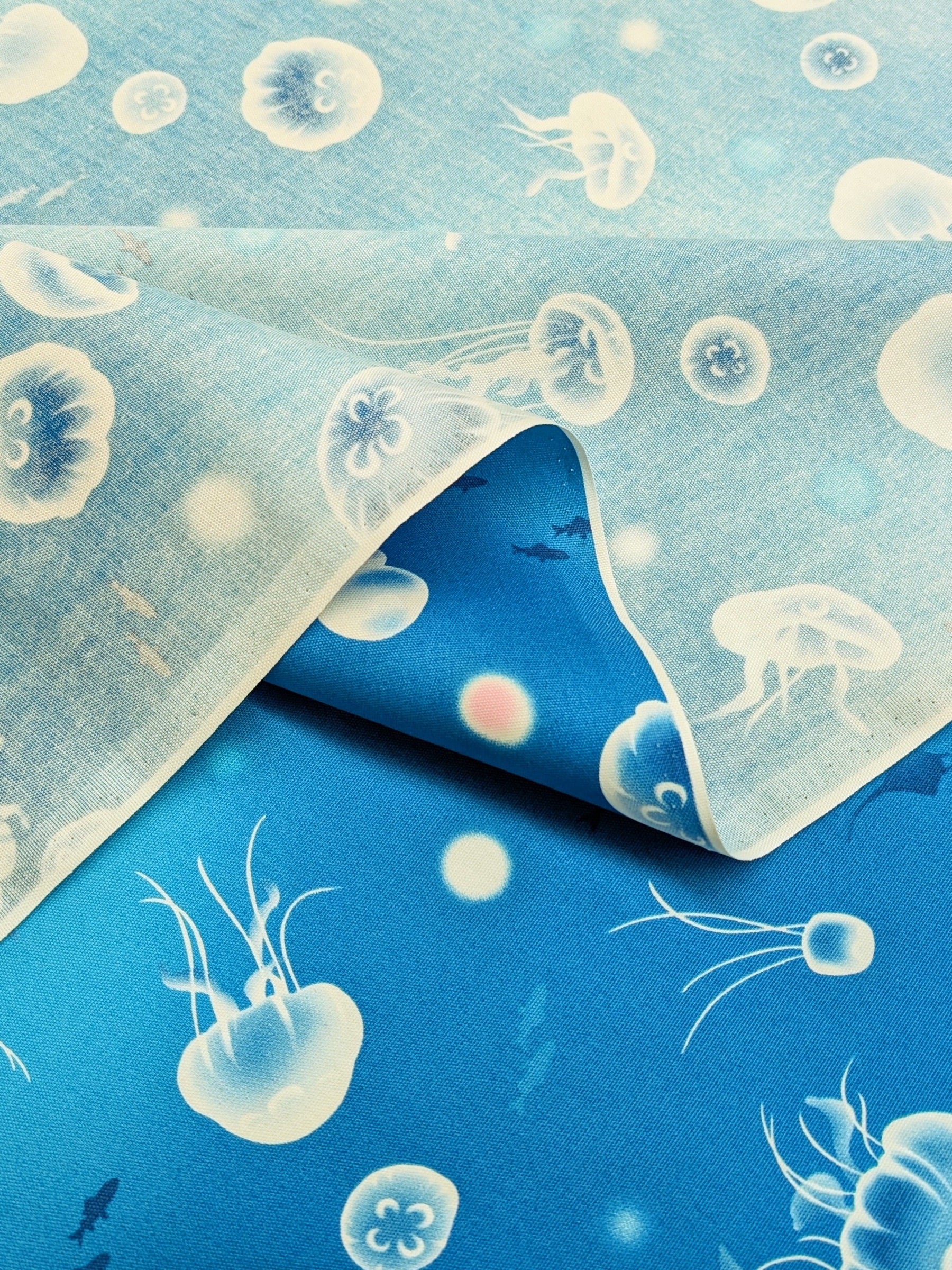 Cosmo - Flowing Jellyfish Cotton Oxford Fabric - Medium Blue