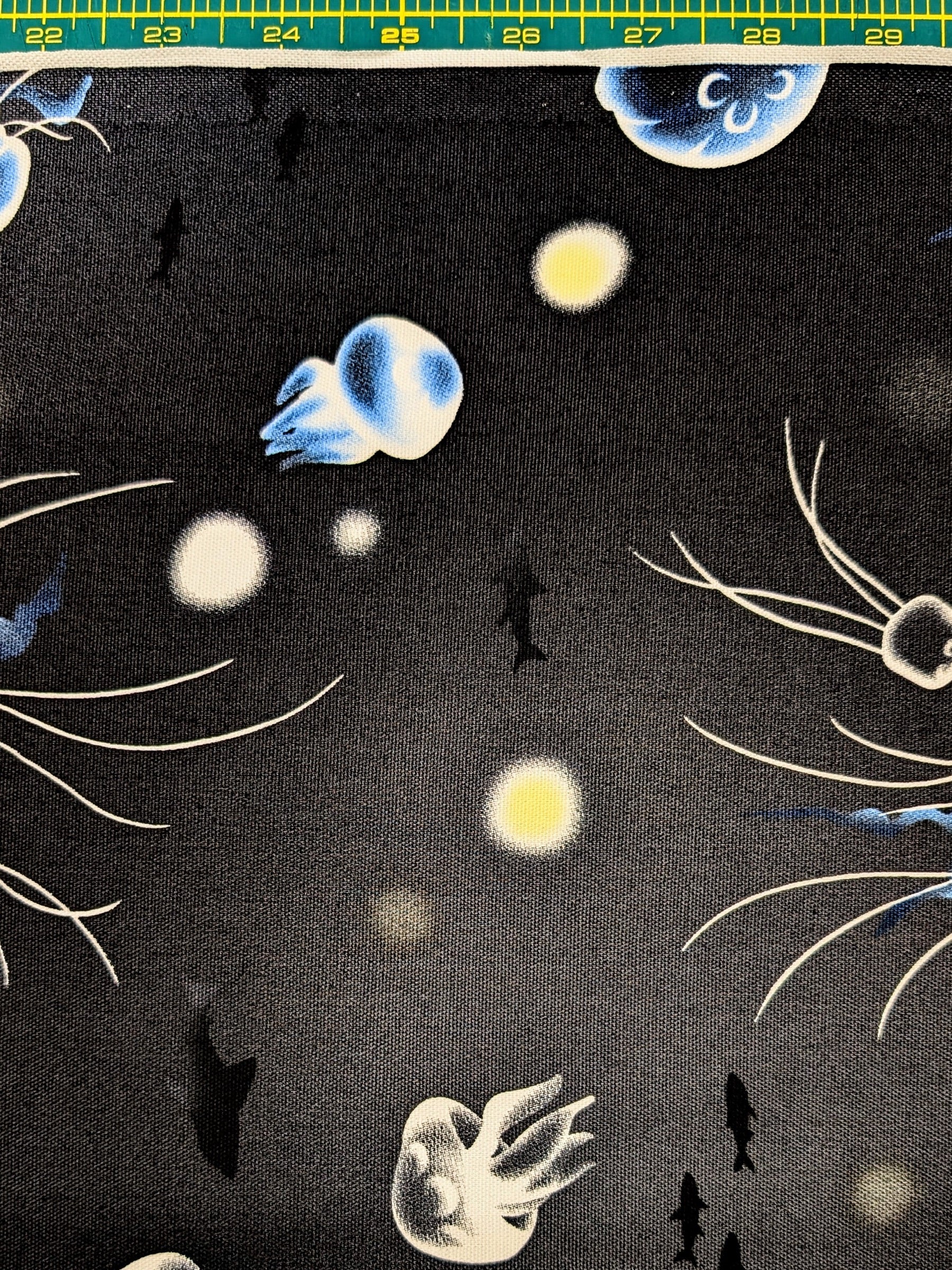 Cosmo - Flowing Jellyfish Cotton Oxford Fabric - Black