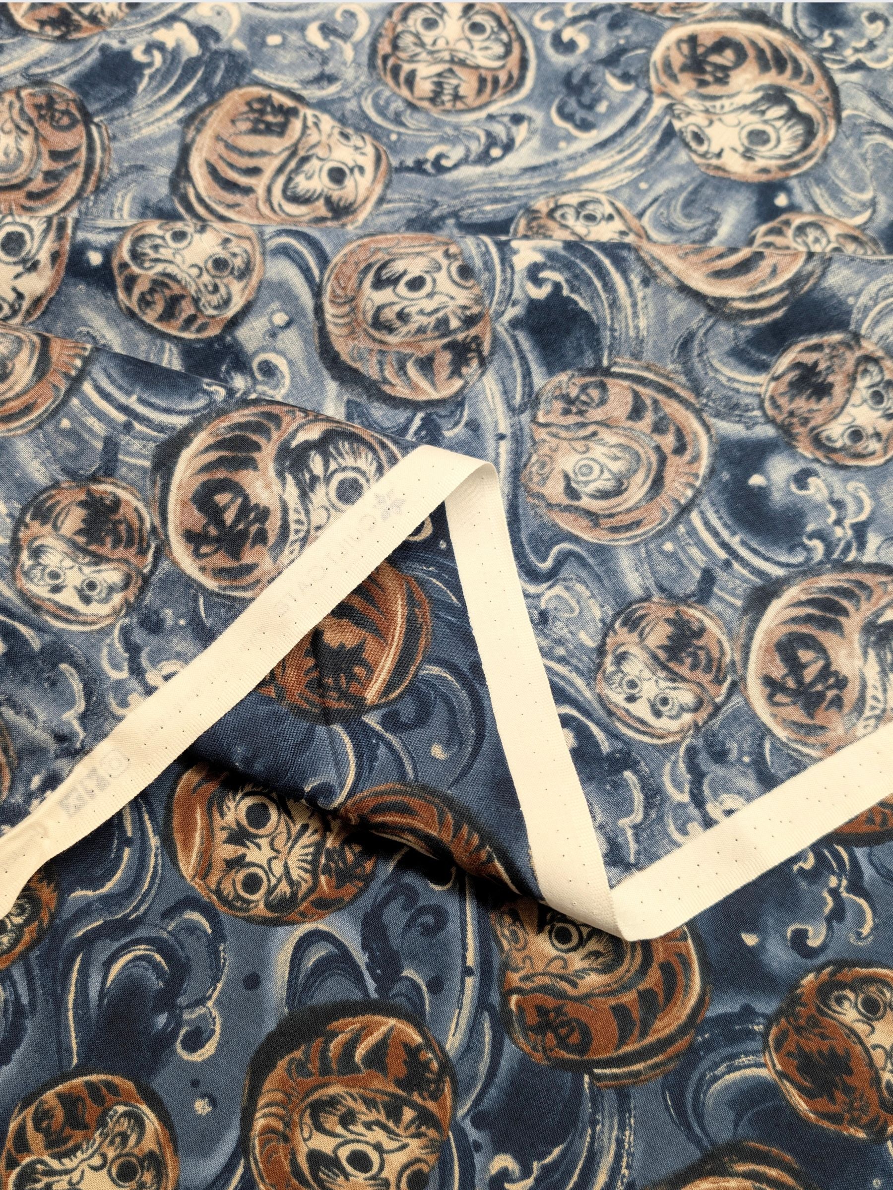 Quilt Gate - Brushed Daruma & Waves Cotton Sheeting Fabric - Medium Blue