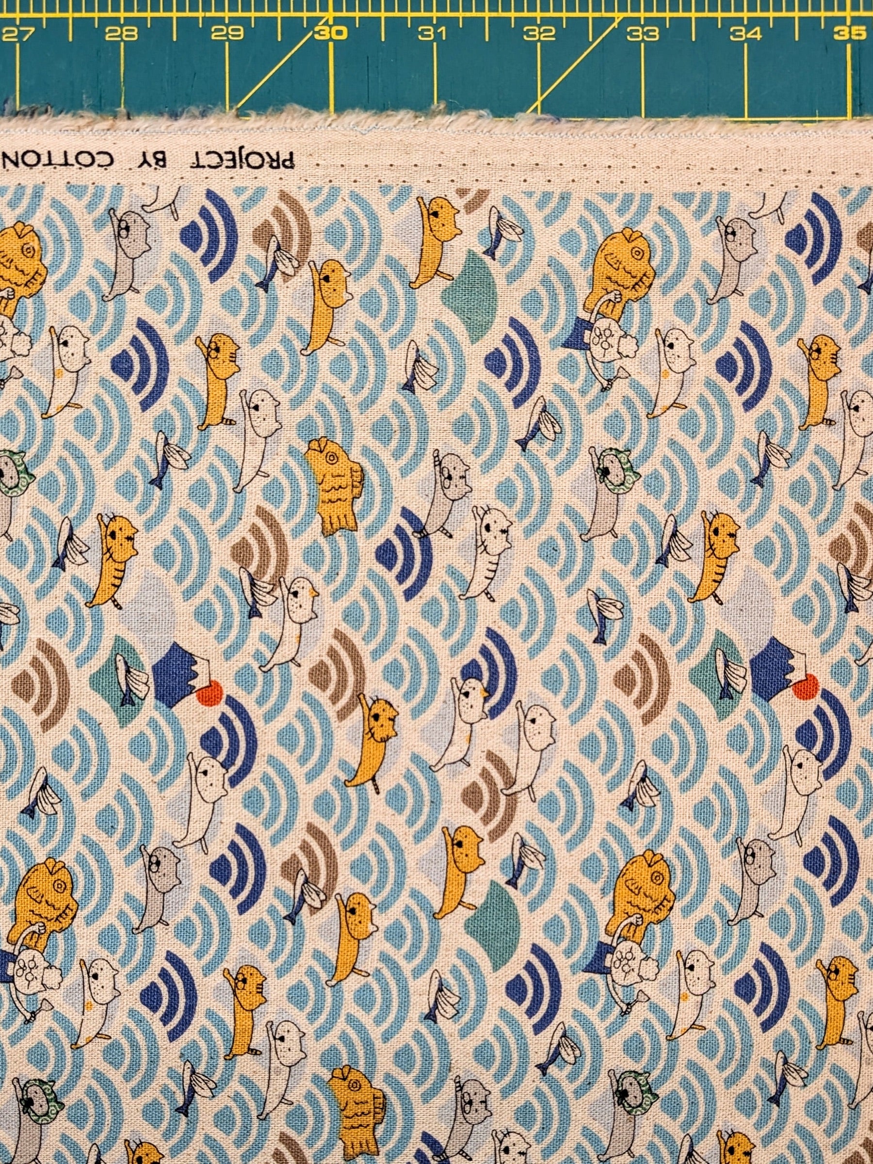 Kobayashi - Flying Cat Waves Cotton/Linen Light Canvas Fabric - Off-White