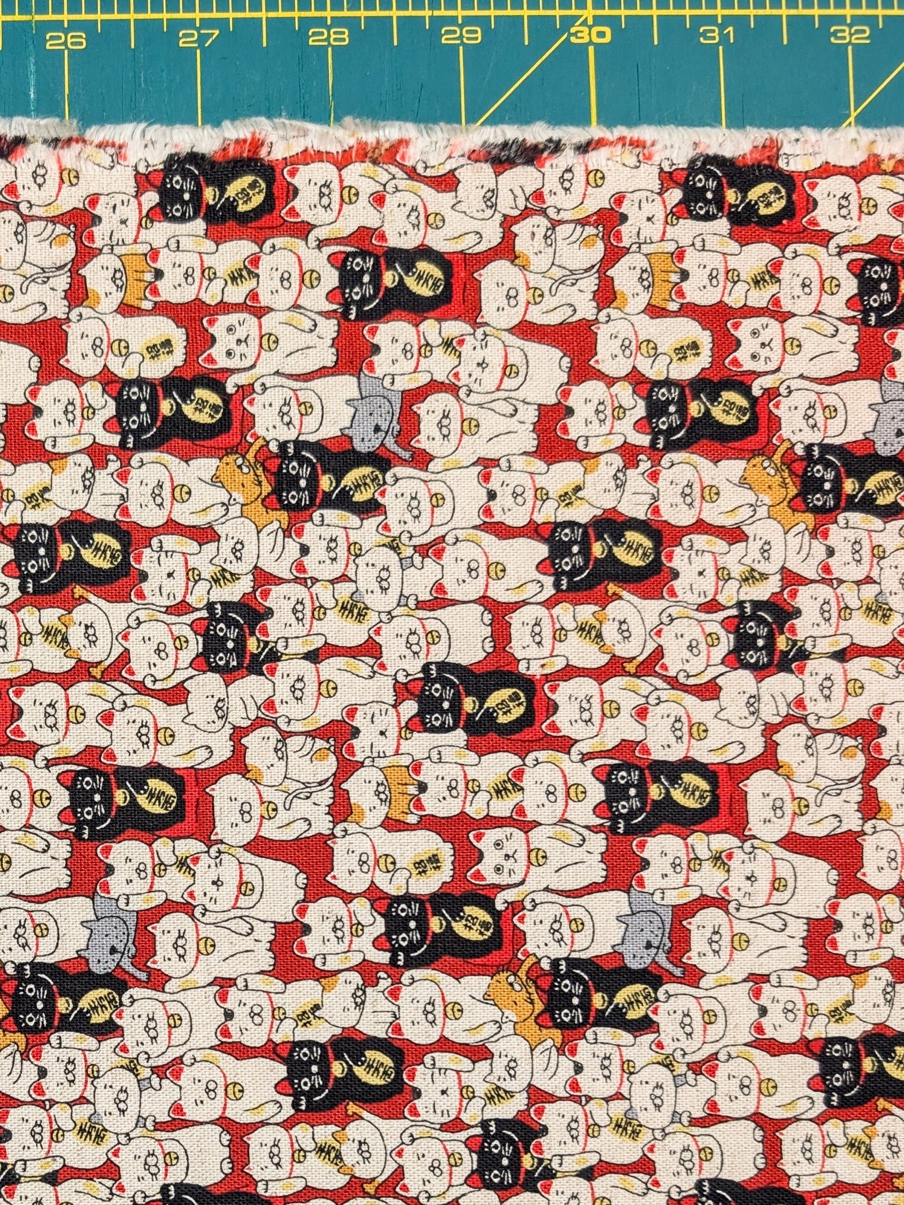 Kobayashi - Little Lucky Cats Cotton/Linen Light Canvas Fabric - Red