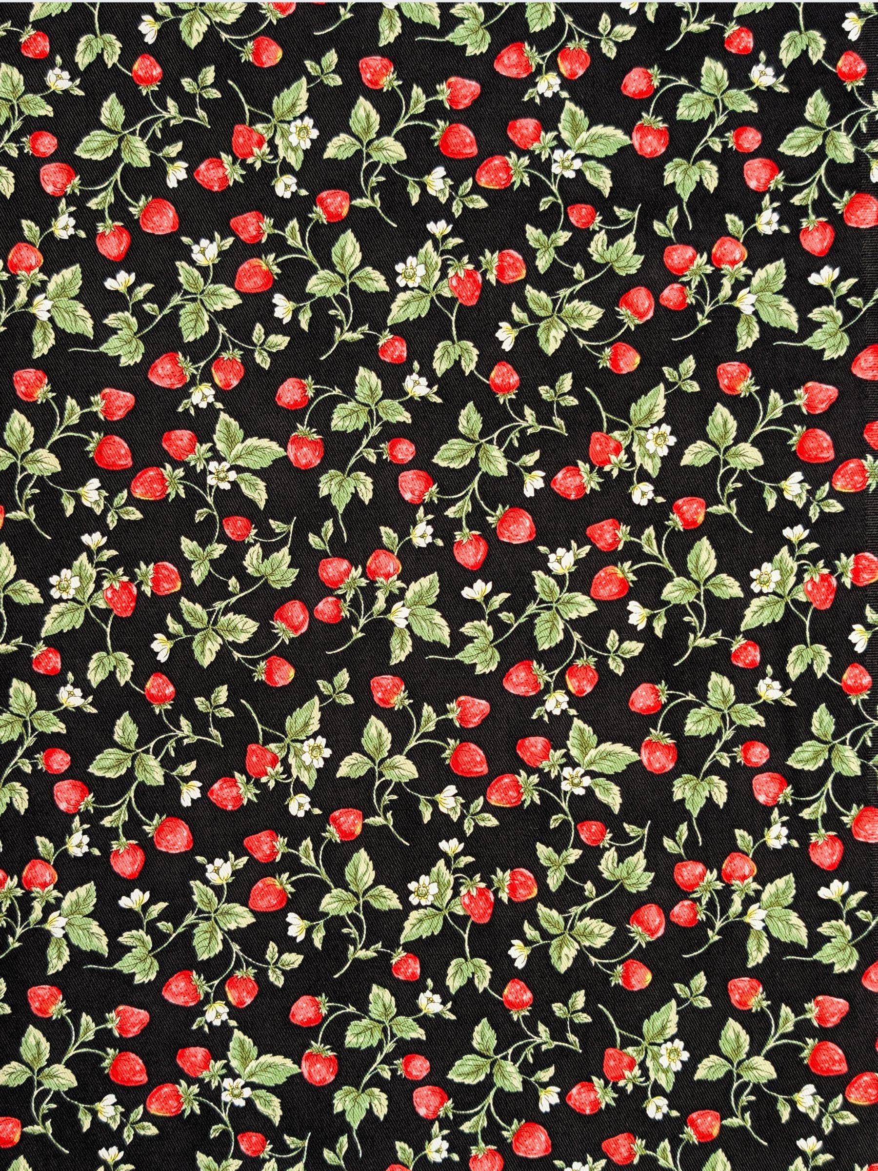 Kobayashi - Vining Strawberries Cotton Oxford Twill Fabric - Black