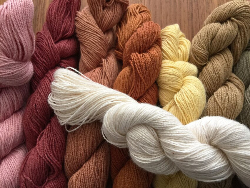 Aizenkobo - Cotton Sashiko Thread 130m Skein - #8 Gardenia Yellow