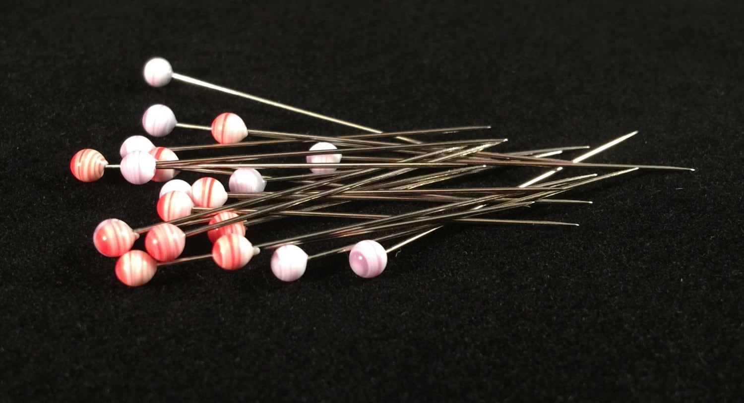 Tulip - Glass-Head Pins Akari