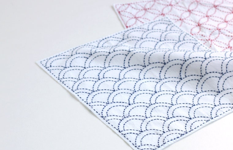 Yokota - Linked Crosses and Origami Crane Cotton Sashiko Fukin Sampler Cloth - White