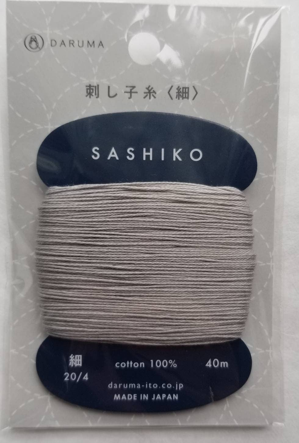 Daruma #217 WHITE GREY Japanese Cotton SASHIKO thread 40 meter card 20/4
