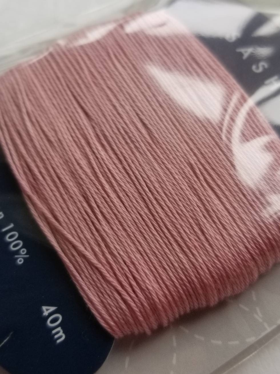 Daruma #211 PLUM BLOSSOM Japanese Cotton SASHIKO thread 40 meter card 20/4 こうばい blossom pink