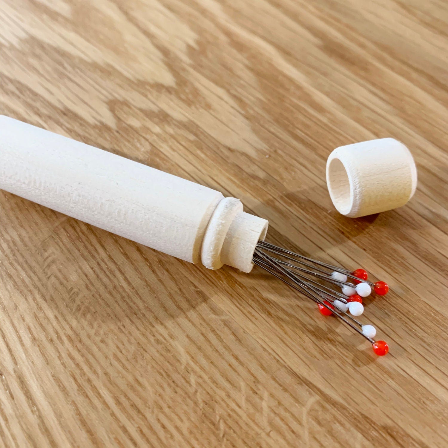 Little House - Long Glass Head Pins with Wooden Case - Red White