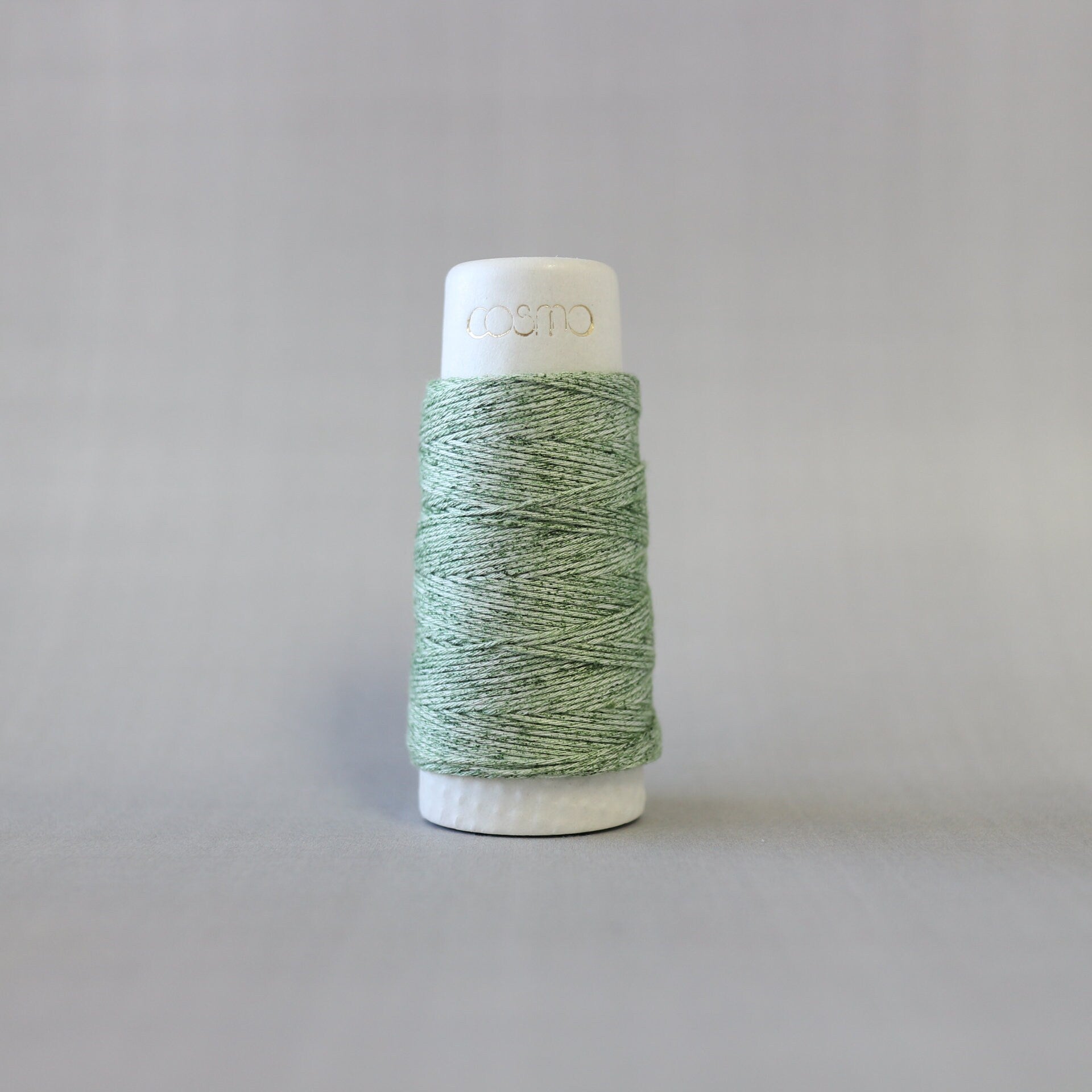 Lecien Cosmo - 'Hidamari' Cotton Sashiko Thread 30m Spool - Mojito (Melange Green)
