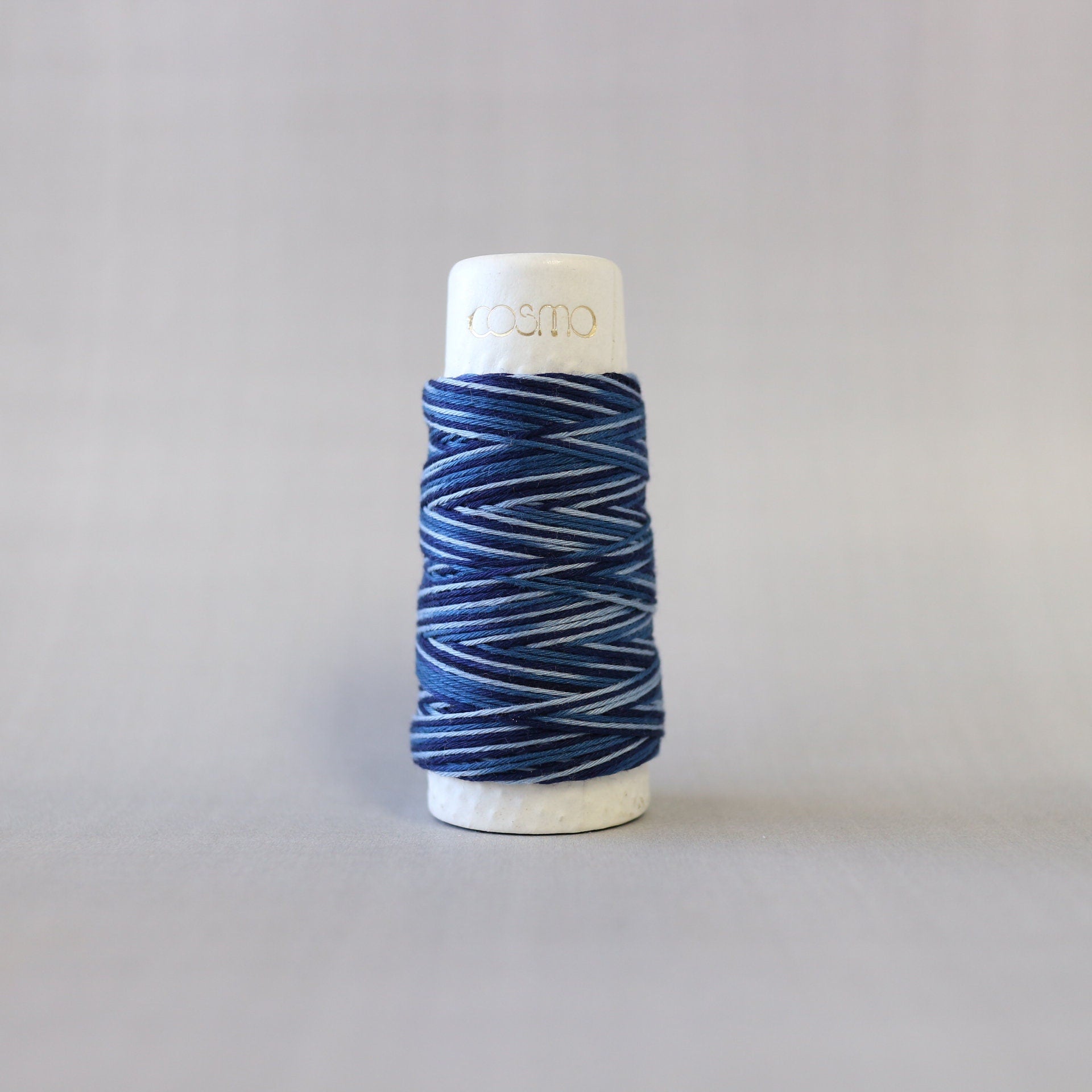 Lecien Cosmo - 'Hidamari' Cotton Sashiko Thread 30m Spool - Deep Ocean (Gradation Blue)