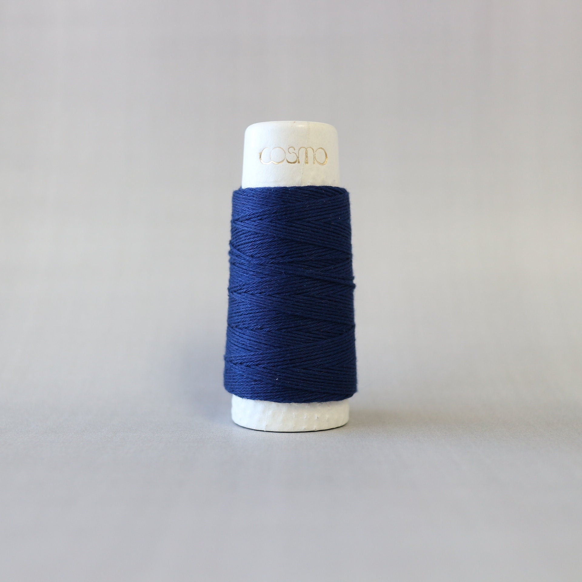 Lecien Cosmo - 'Hidamari' Cotton Sashiko Thread 30m Spool - Indigo Blue (Solid)