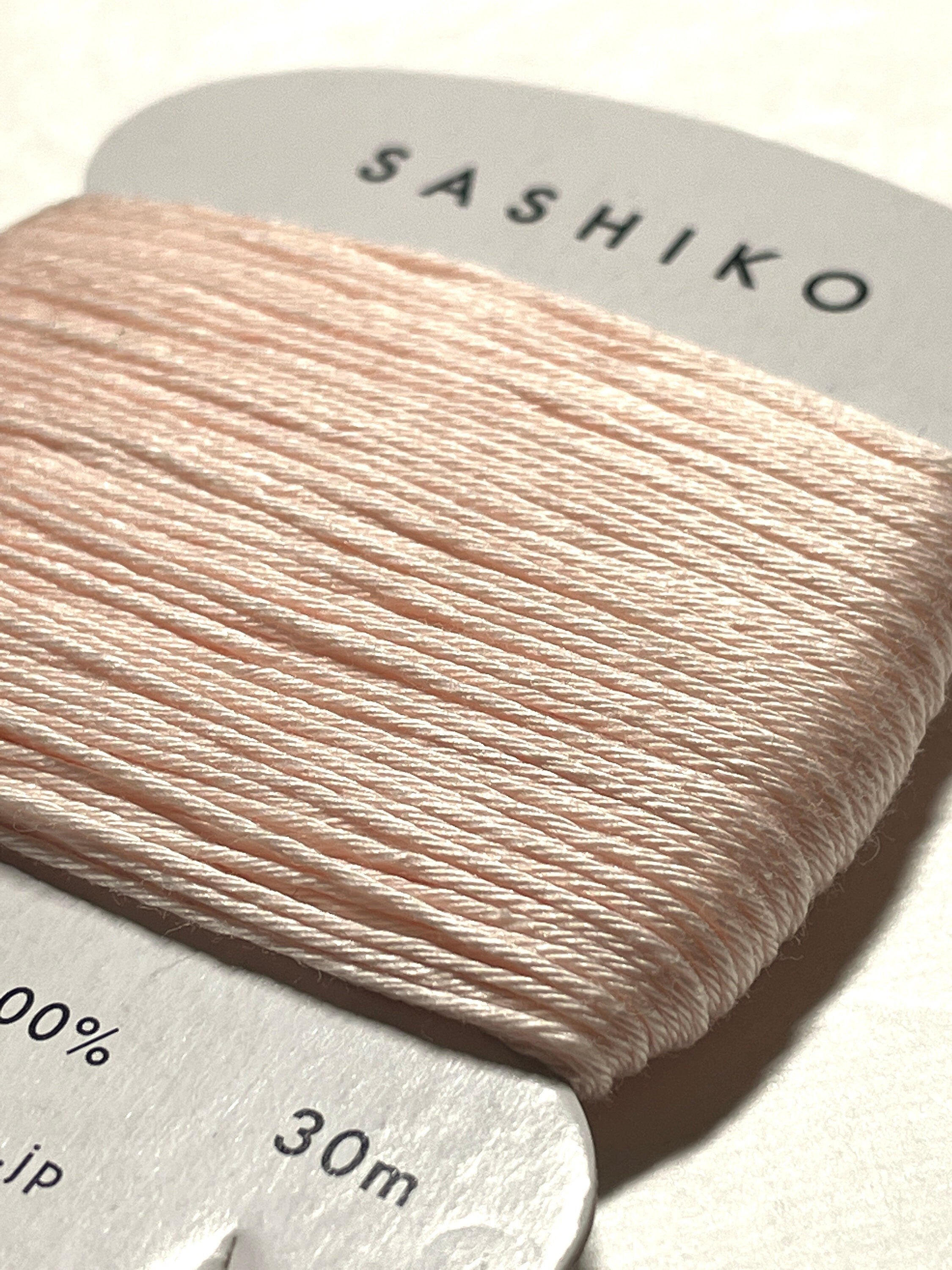 Daruma - Cotton Sashiko Thread 30m Card 20/6 - #209 Sakura Pink