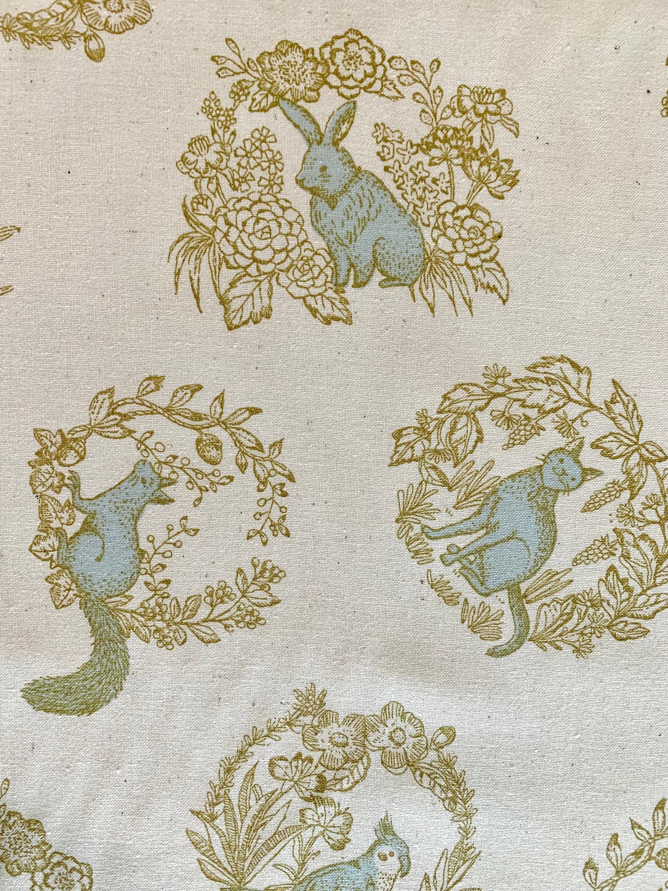 Atelier Cocon Animal Portraits Koizumi Japanese cotton fabric 142-1279-A1 beige blue