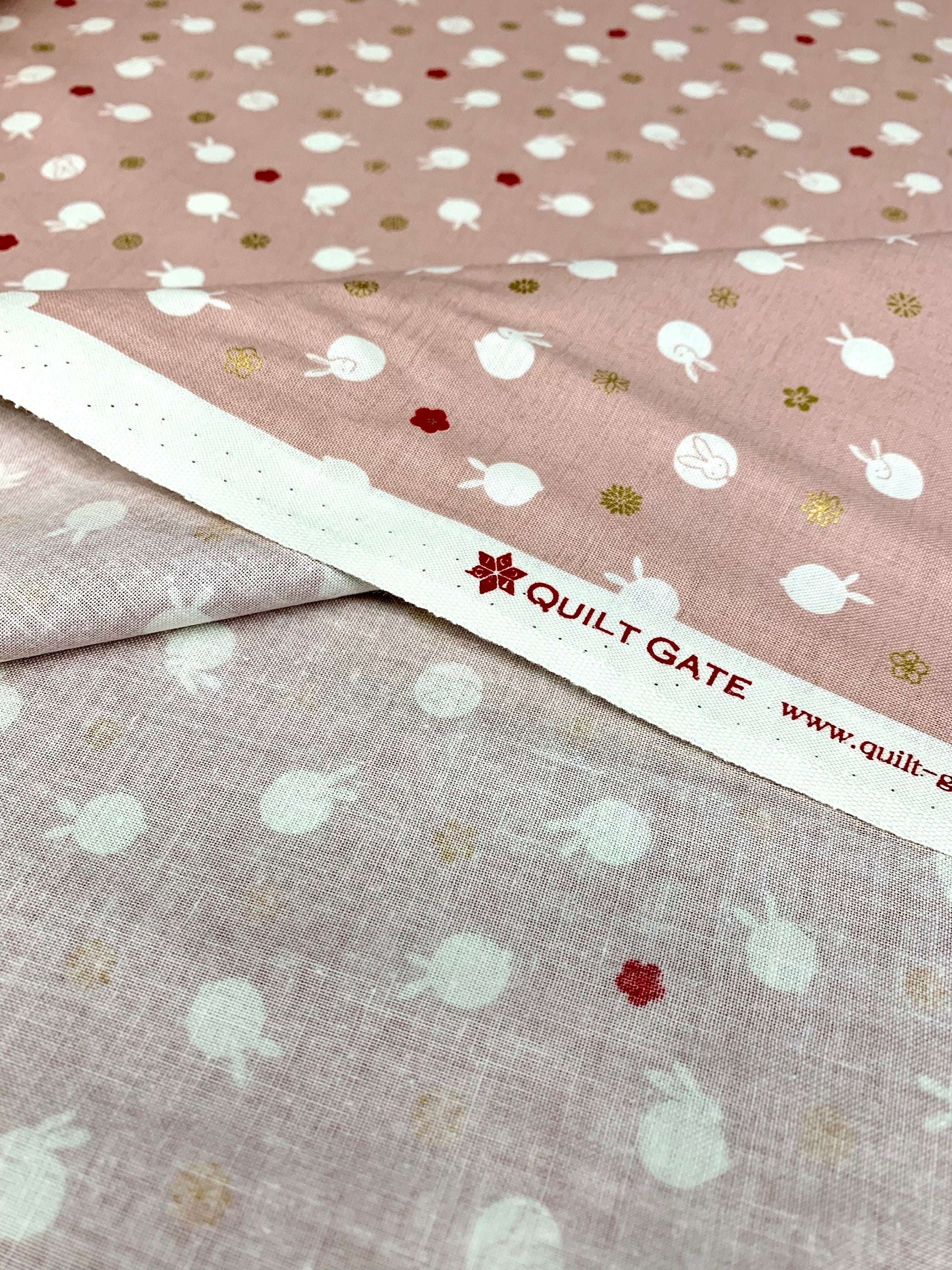 QuiltGate - Hyakka Ryoran Tiny Rabbits Cotton Fabric - Pink