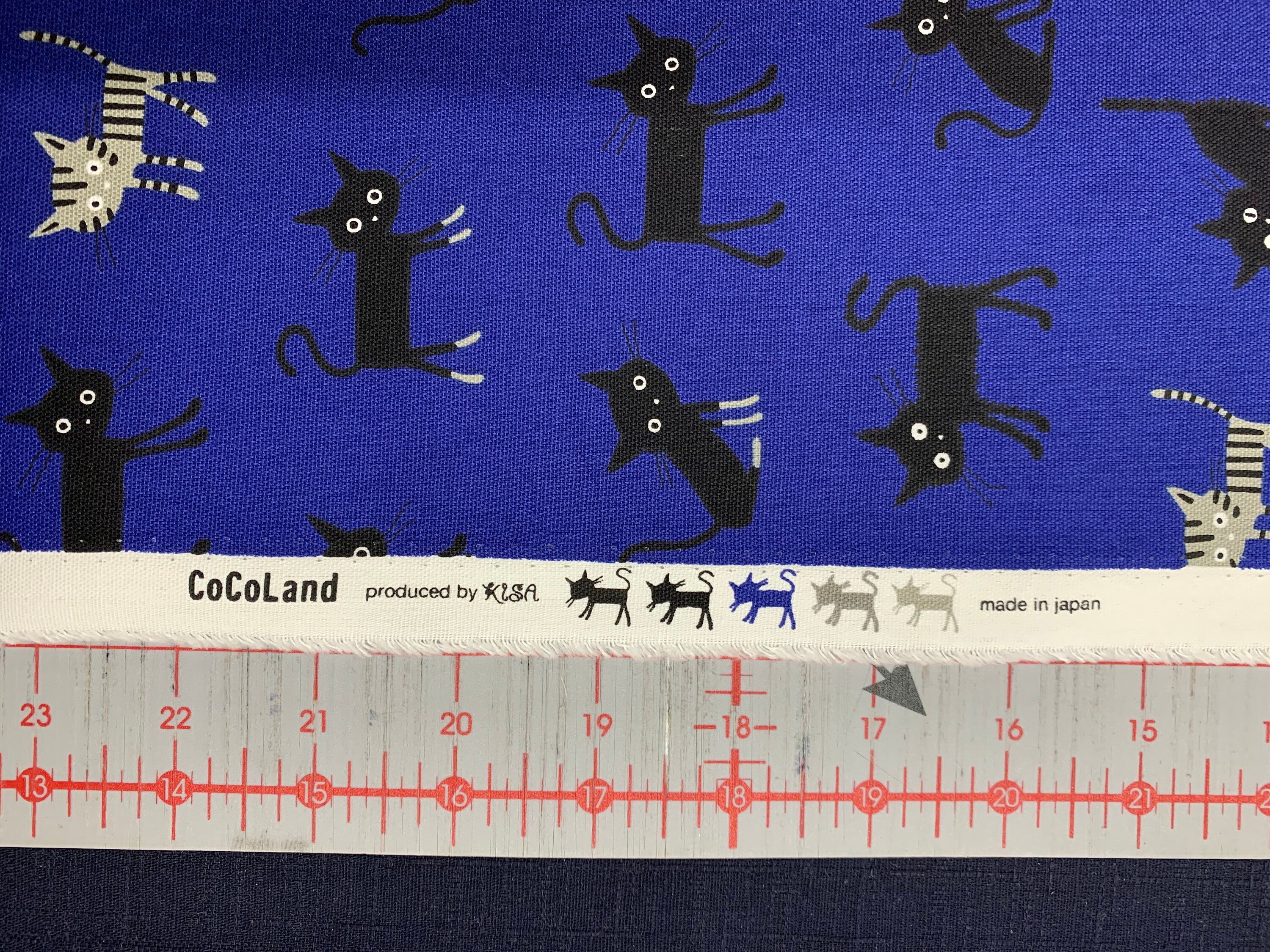 Cocoland Medium Cats Japanese Oxford cotton canvas fabric H-CO-10002-2-C blue