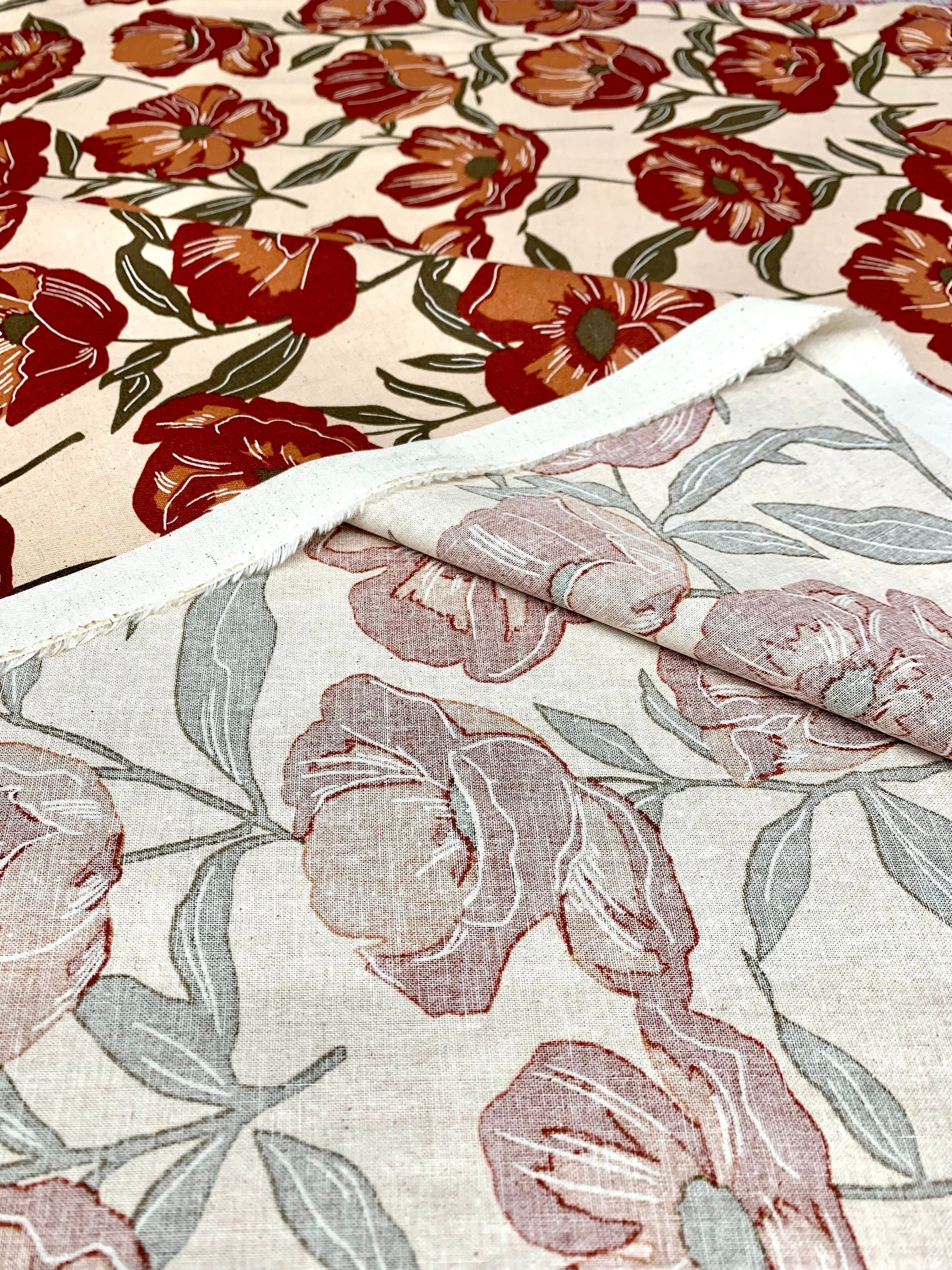 Koizumi Momen-t Fall Flowers cotton linen fabric 142-1283-A2 beige russet