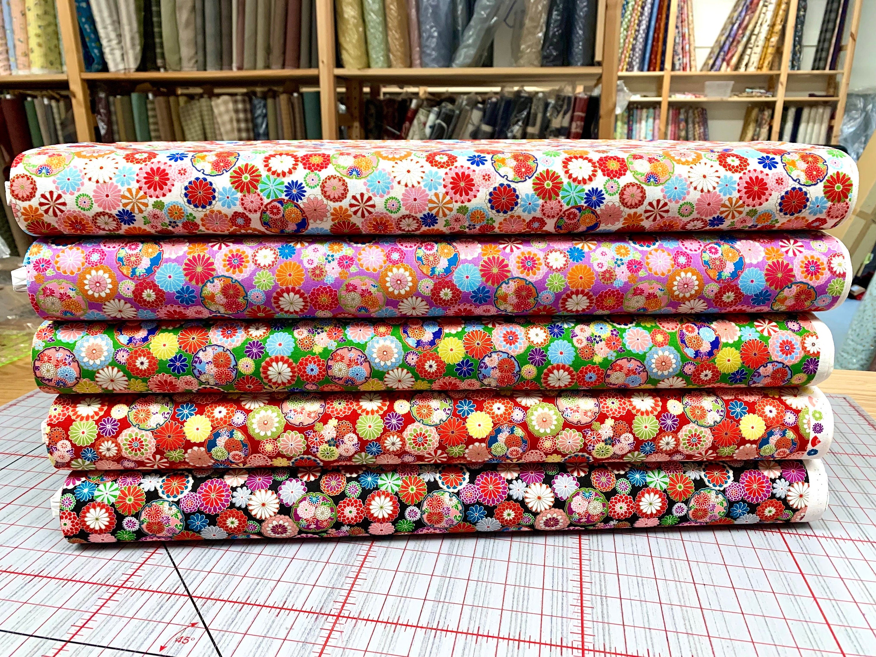 Senyo Golden Flower Story Chrysanthemums Japanese cotton fabric SK-7600-1B pink lavender white