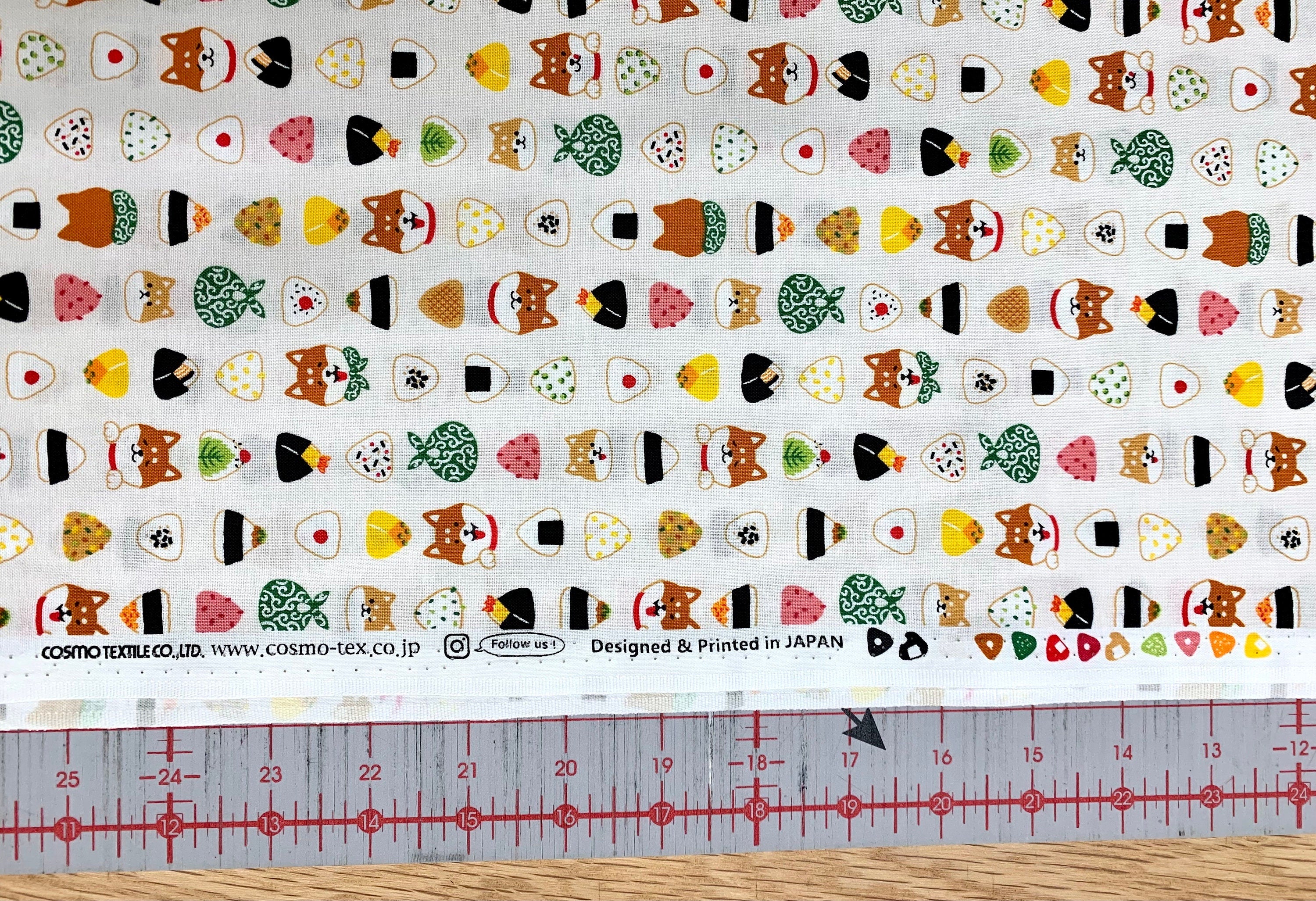 Shiba Onigiri Cosmo Japanese cotton fabric AP35404-1A cream