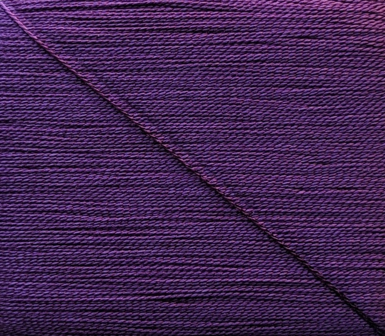 Kinkame - Silk Hand Sewing Thread 80m Card - Color #182 Royal Iris