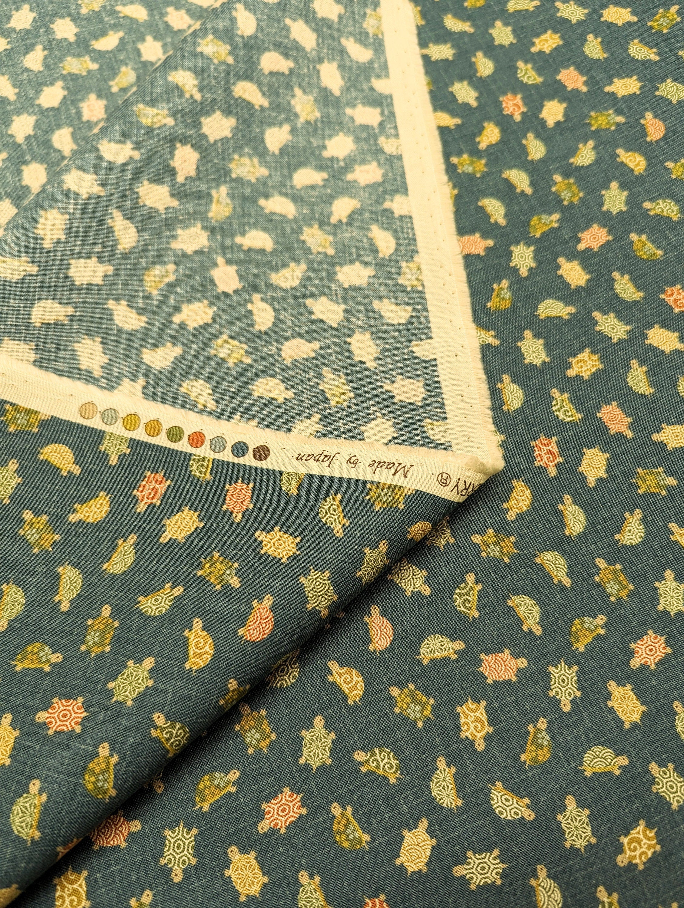 Sevenberry Patterned Turtles Japanese cotton fabric 88234-3-2 teal