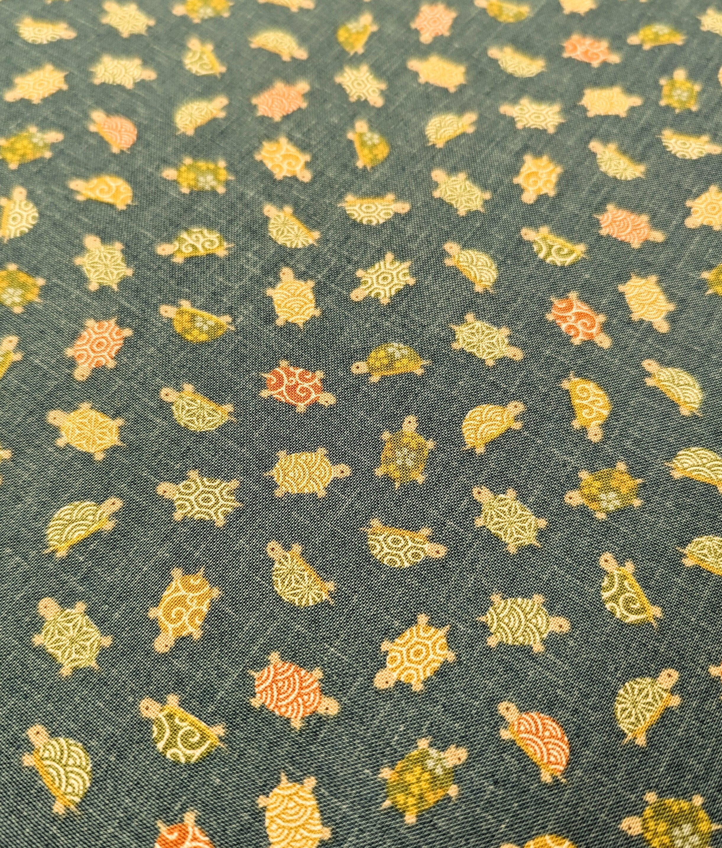 Sevenberry Patterned Turtles Japanese cotton fabric 88234-3-2 teal