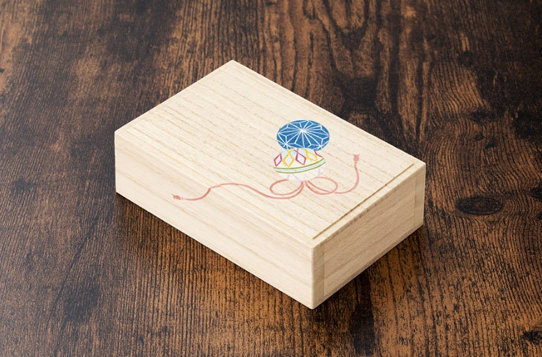Tulip - Oharibako Sewing Box in Paulownia Wood with Kimono Fabric - Small set
