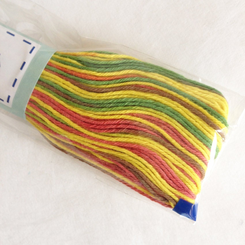 Olympus - Cotton Sashiko Thread 20m Skein - Color #71 Variegated Autumn Leaf