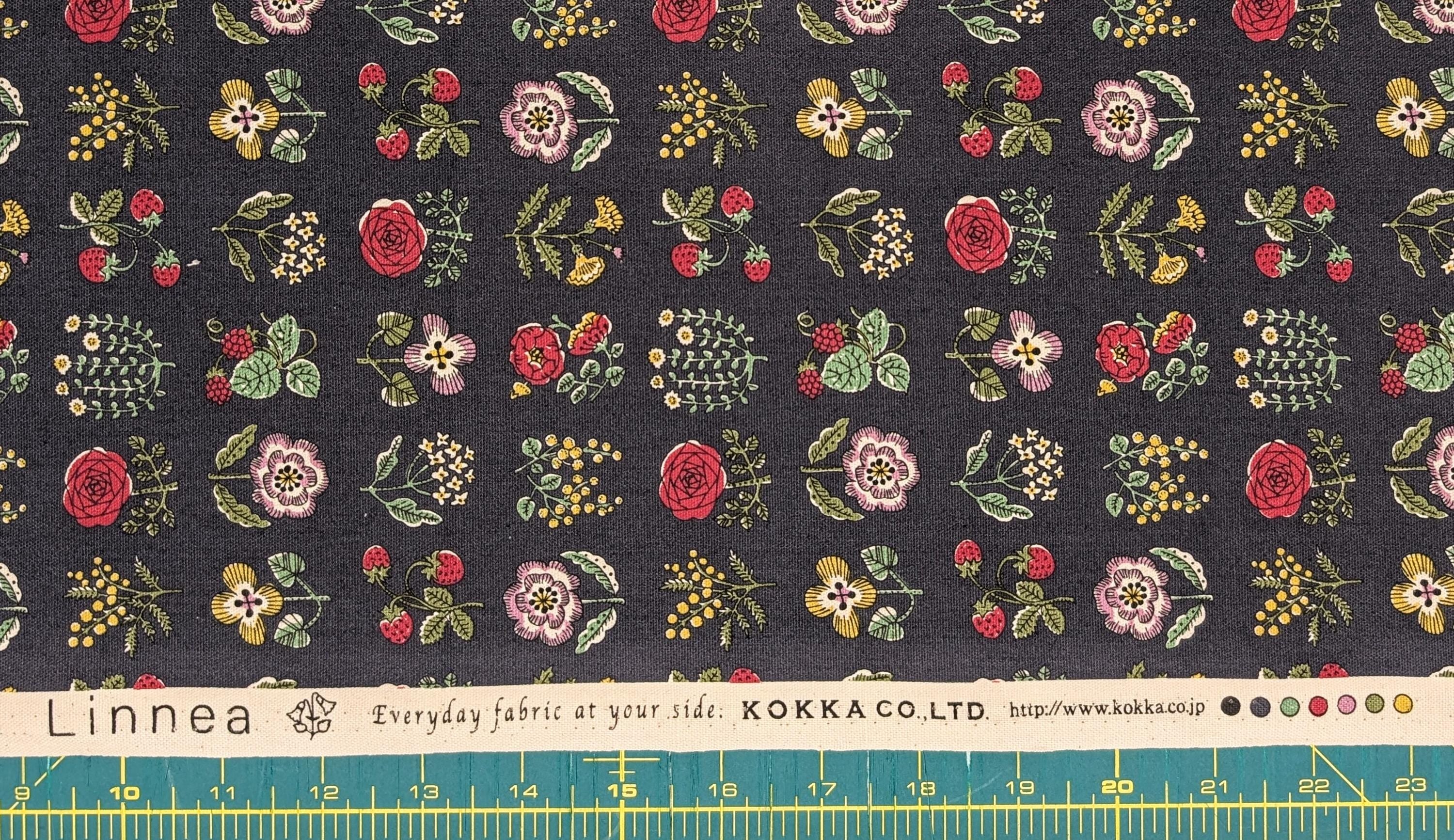 Linnea Wildflower Kokka Japanese cotton Oxford fabric YKA-26000-1 C gray