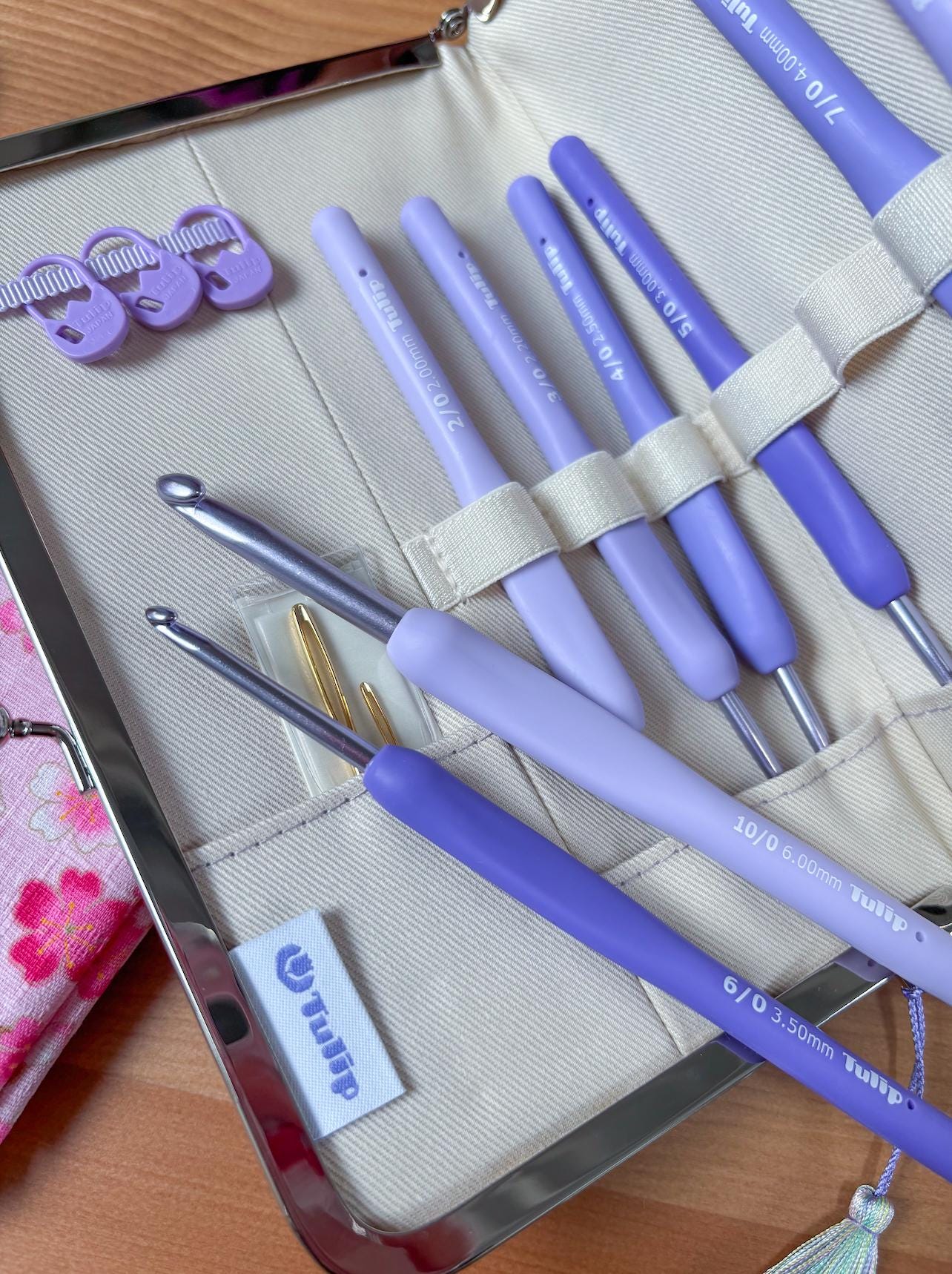 NEW Tulip ETIMO Murasaki Cushion Grip Crochet Set TEM-001e