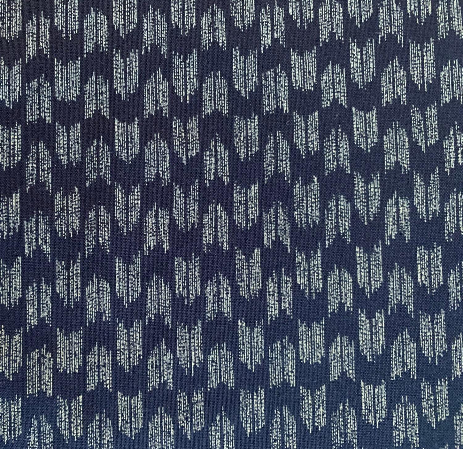 Cosmo - Arrow Fletching Quilt Cotton - Navy Blue Gray