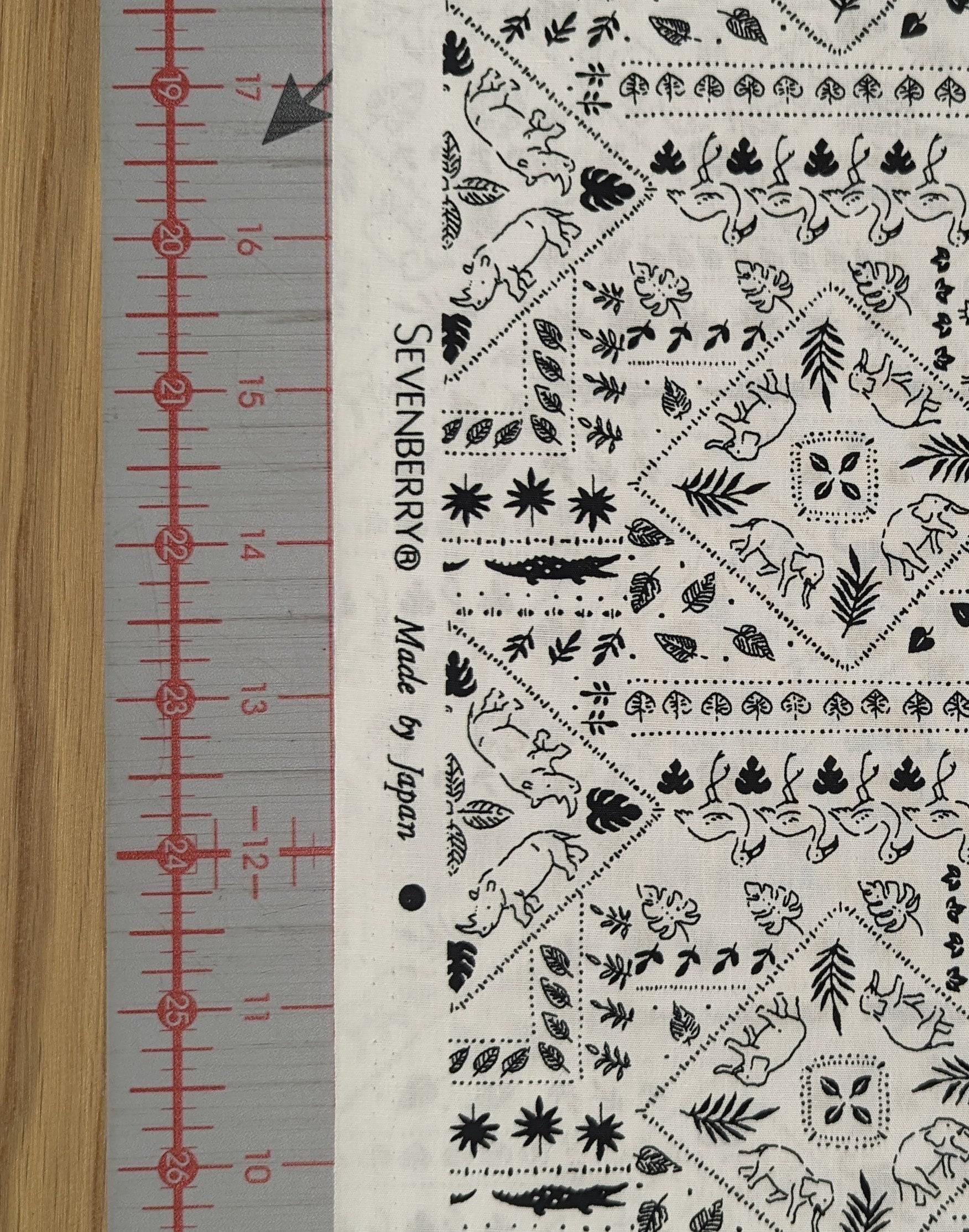 Sevenberry - African Safari Animals Cotton Fabric - White Black