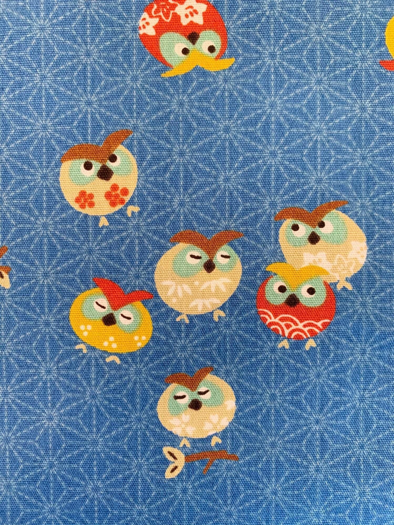 Cute Owls フクロウ 梟 Japanese cotton fabric Y-3060-28C light blue
