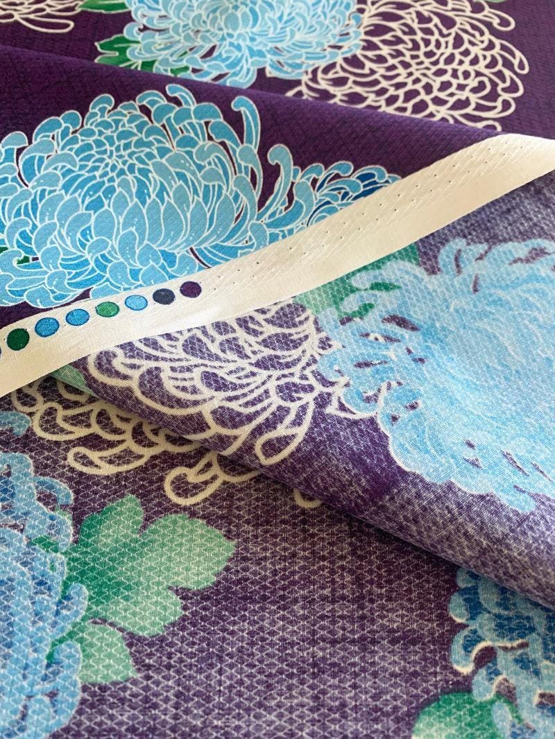 Kei - Kyoto Story Chrysanthemum Cotton Fabric - Purple