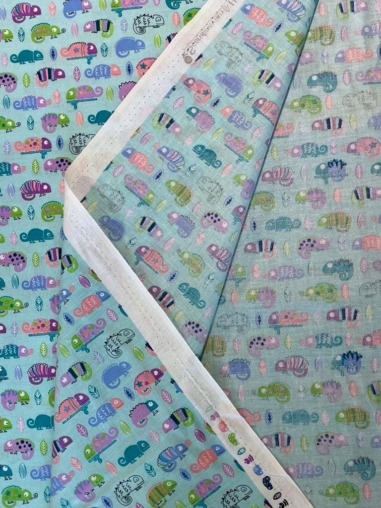 Senyo - Scandinavian Harmony Chameleons Cotton Fabric - Blue