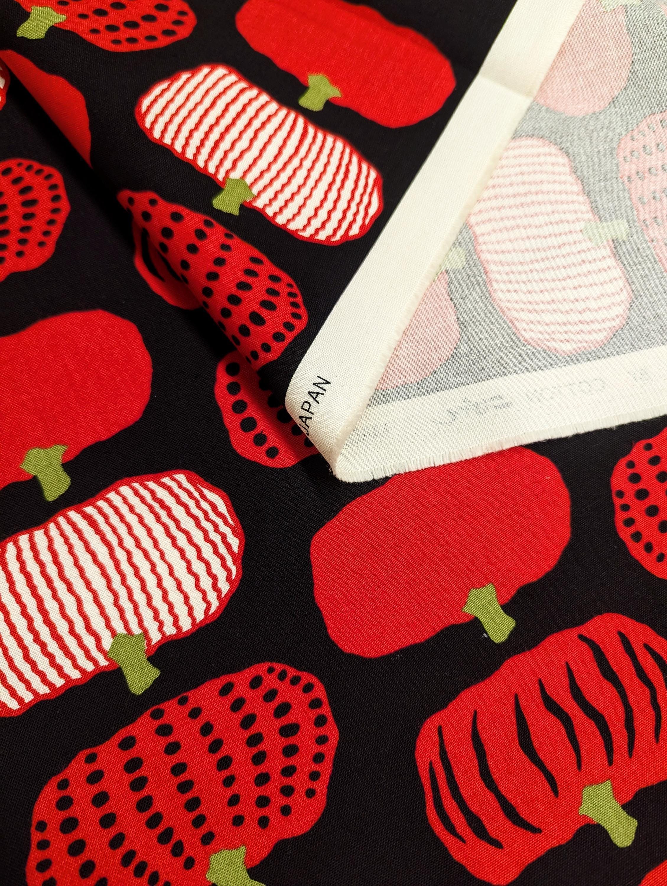 Kokka - Kabocha Pumpkins Cotton Oxford - Red Black