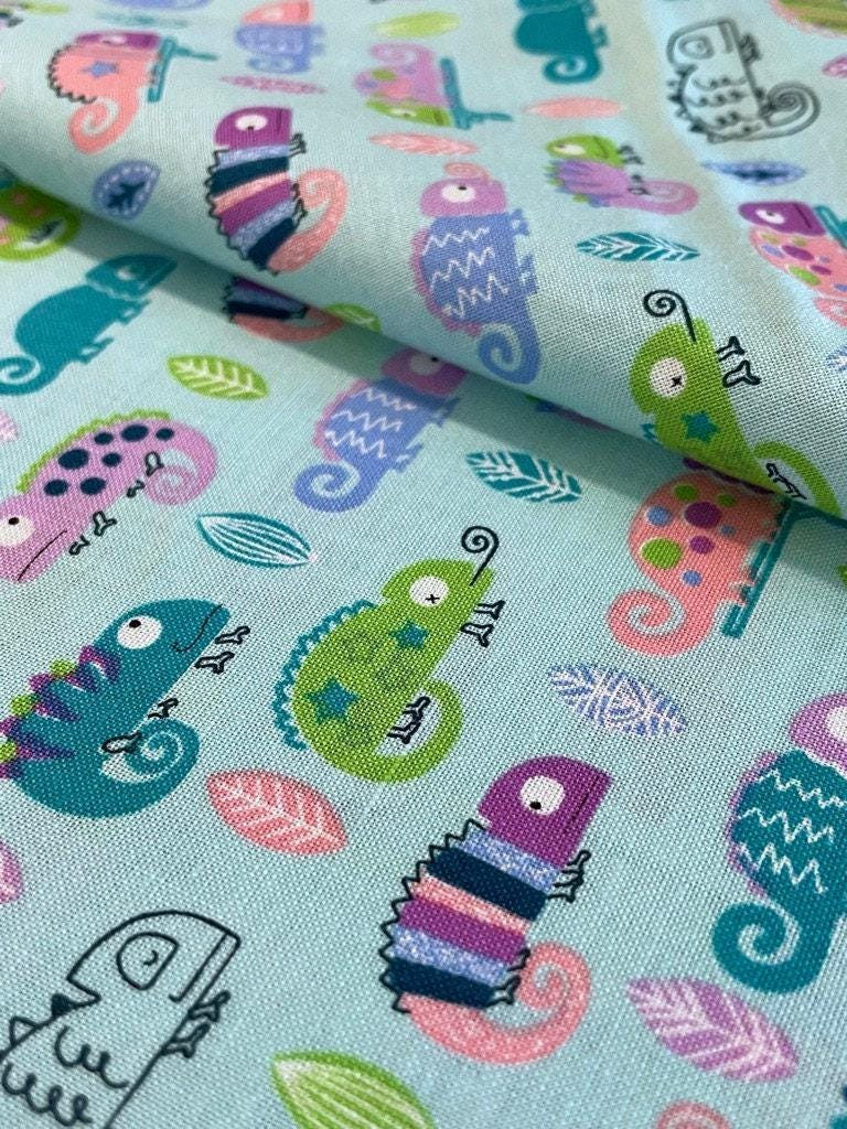 Senyo - Scandinavian Harmony Chameleons Cotton Fabric - Blue