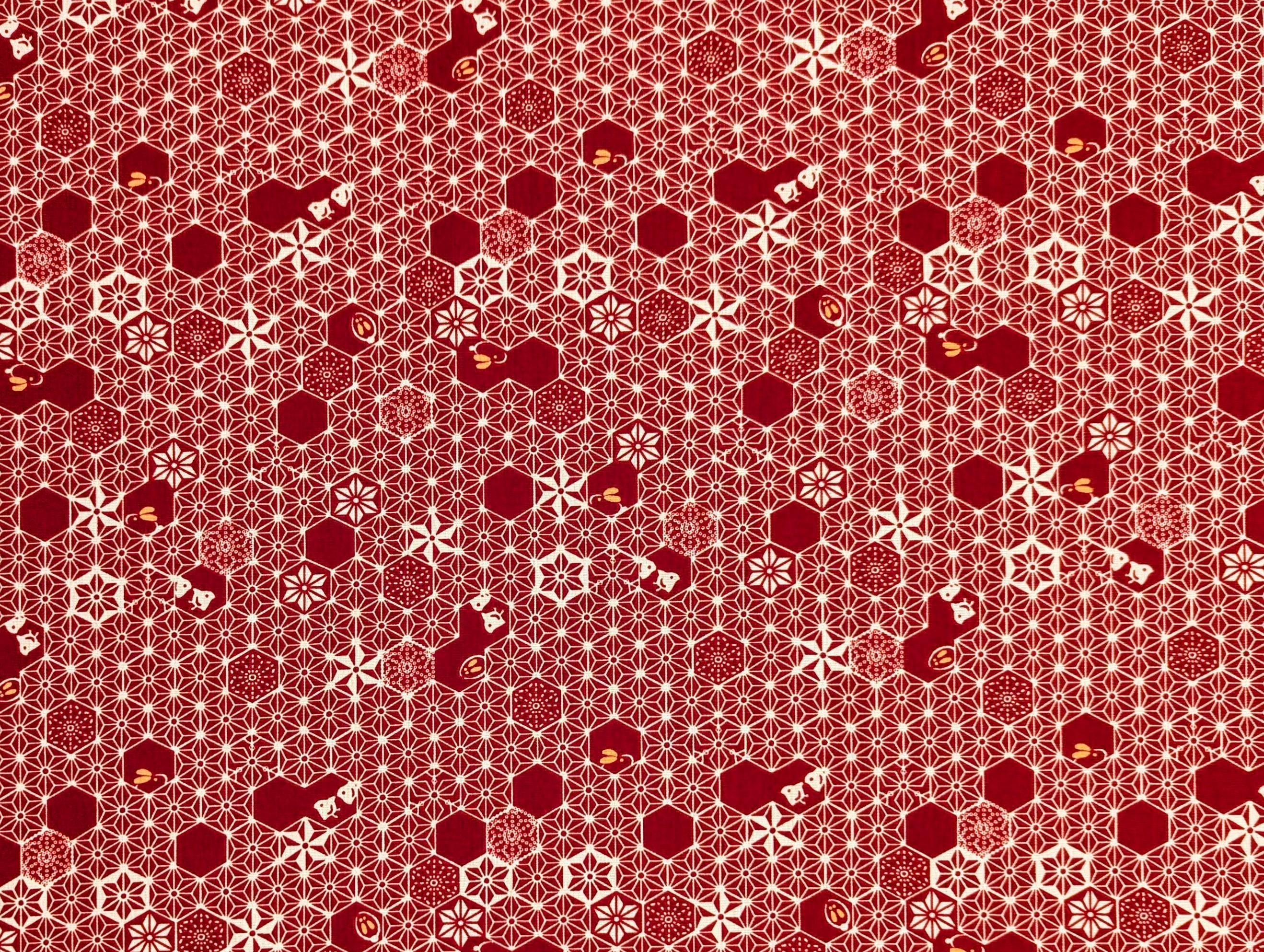 Yamaoka - Tortoise Shell Honeycomb Cotton Fabric - Red