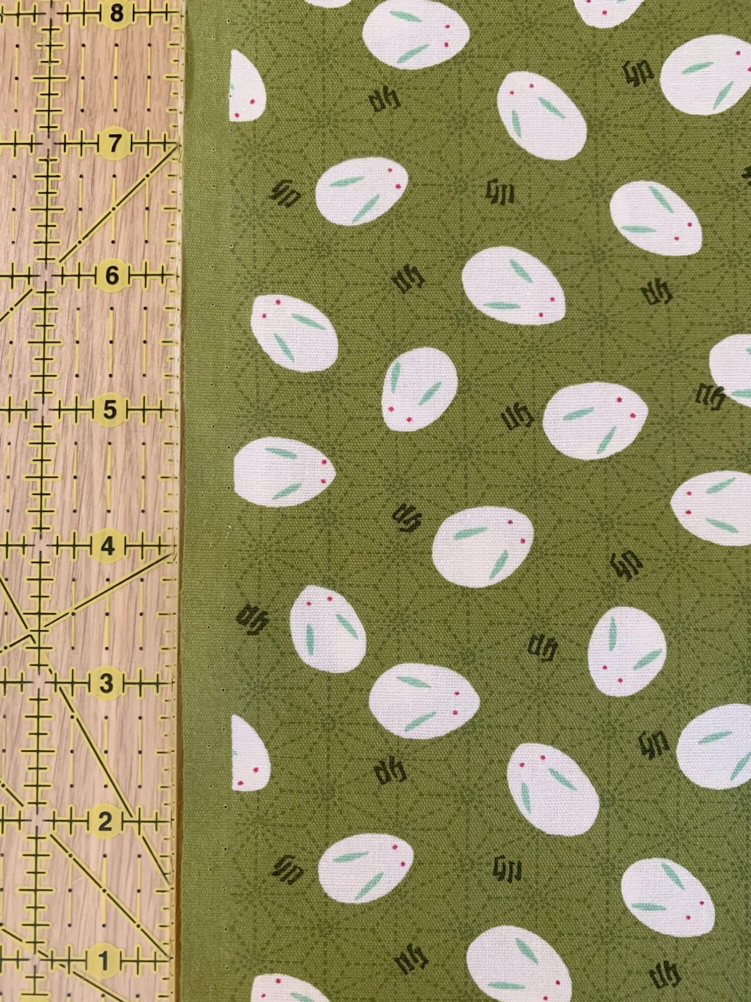 Yamaoka - Slipper Bunnies Cotton Fabric - Green