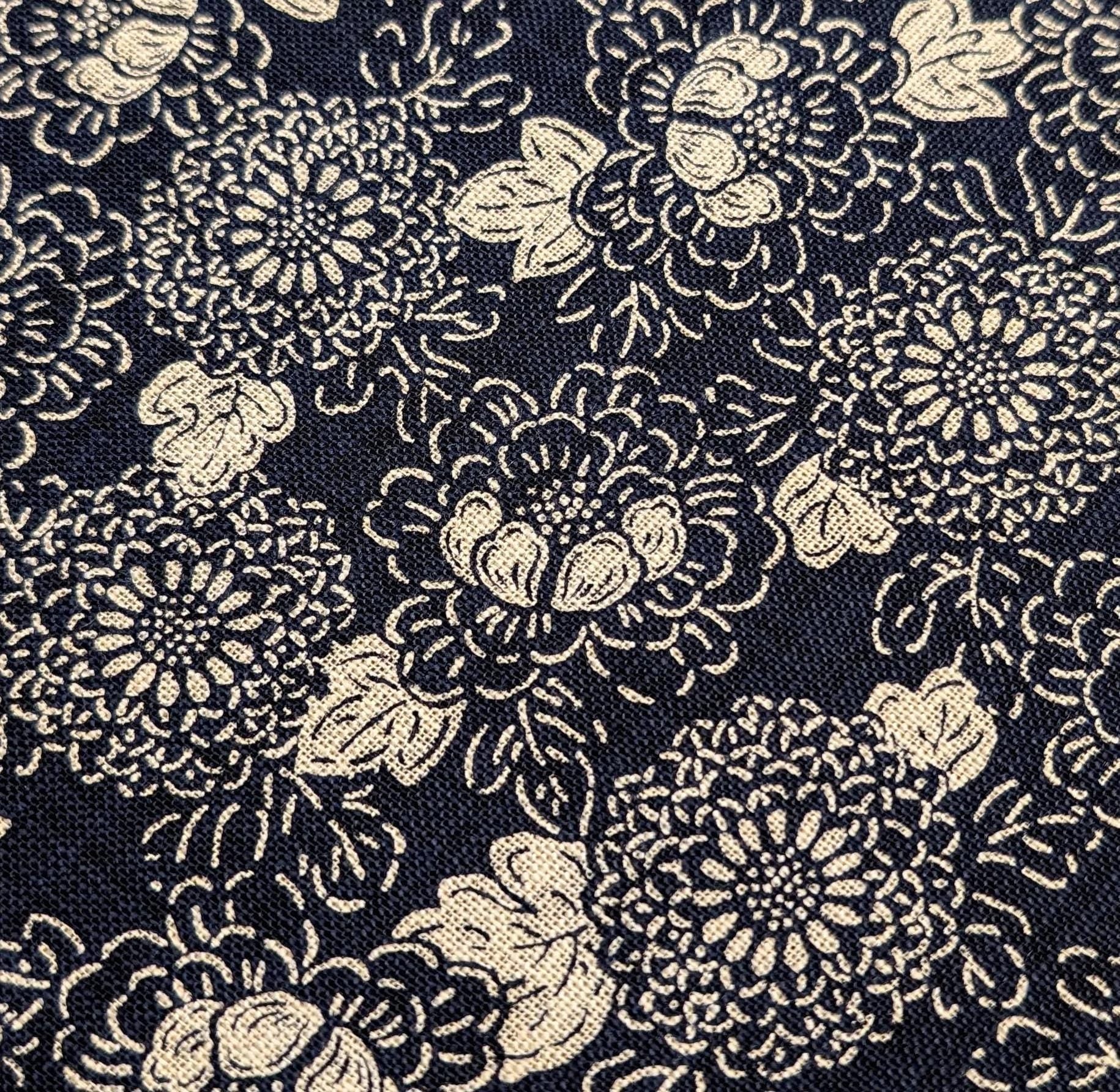 Sevenberry - Karakusa Flower Cotton Fabric - Navy Blue Beige