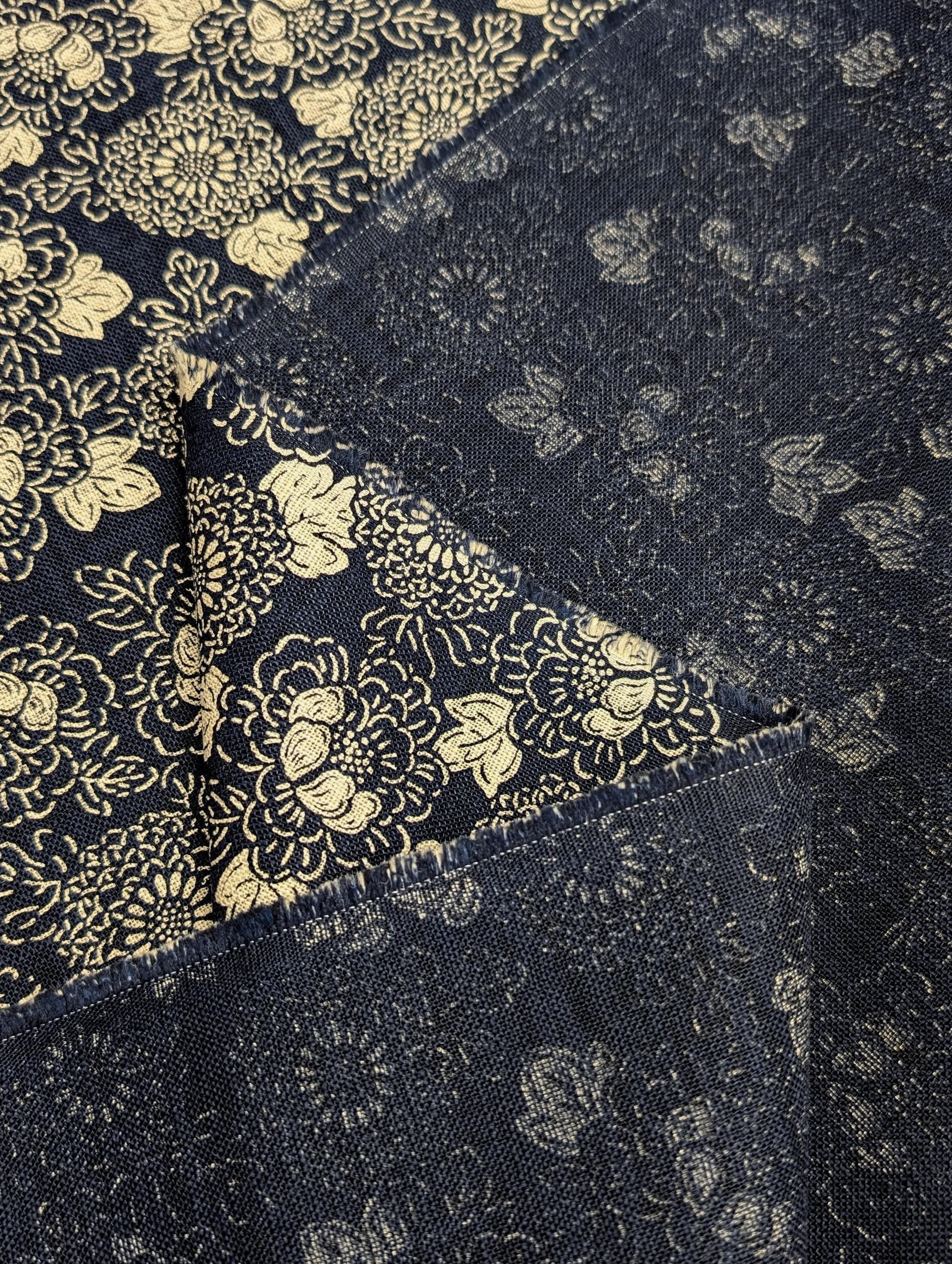 Sevenberry - Karakusa Flower Cotton Fabric - Navy Blue Beige