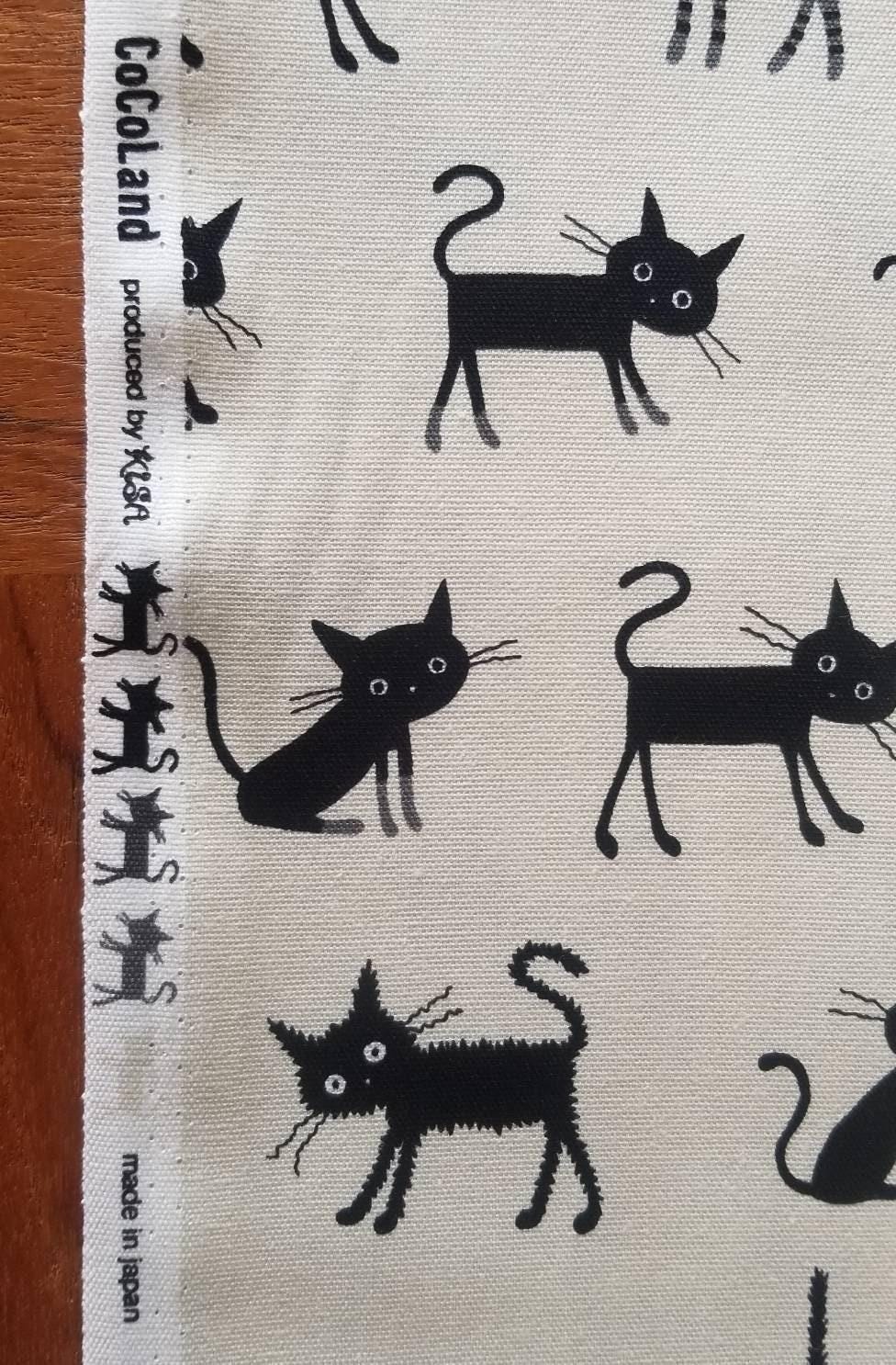 Hishiei - Cocoland Medium Cats Cotton Oxford - Black and Off-White