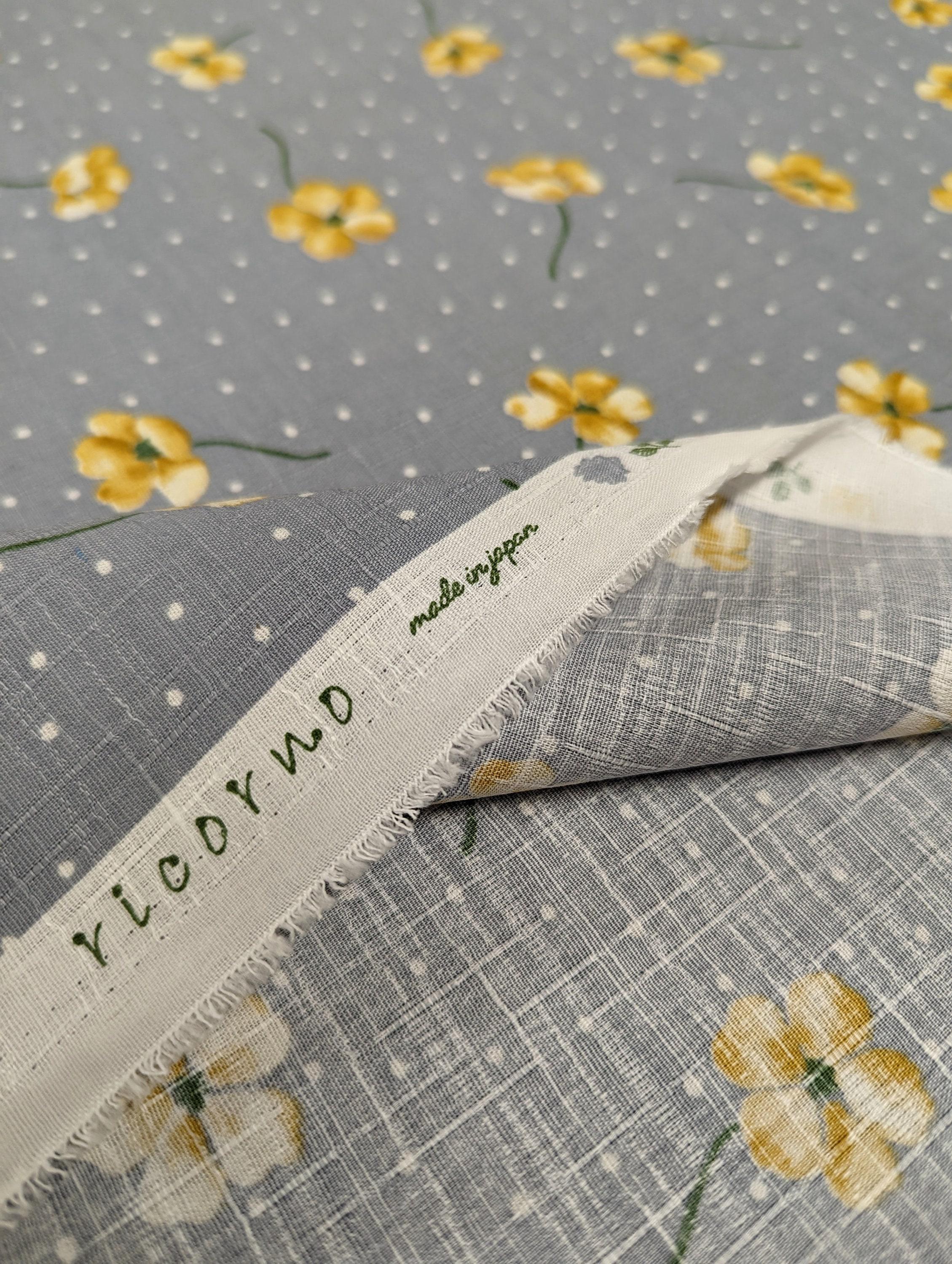 Koizumi - Polka Dotted Poppies Cotton Dobby - Gray