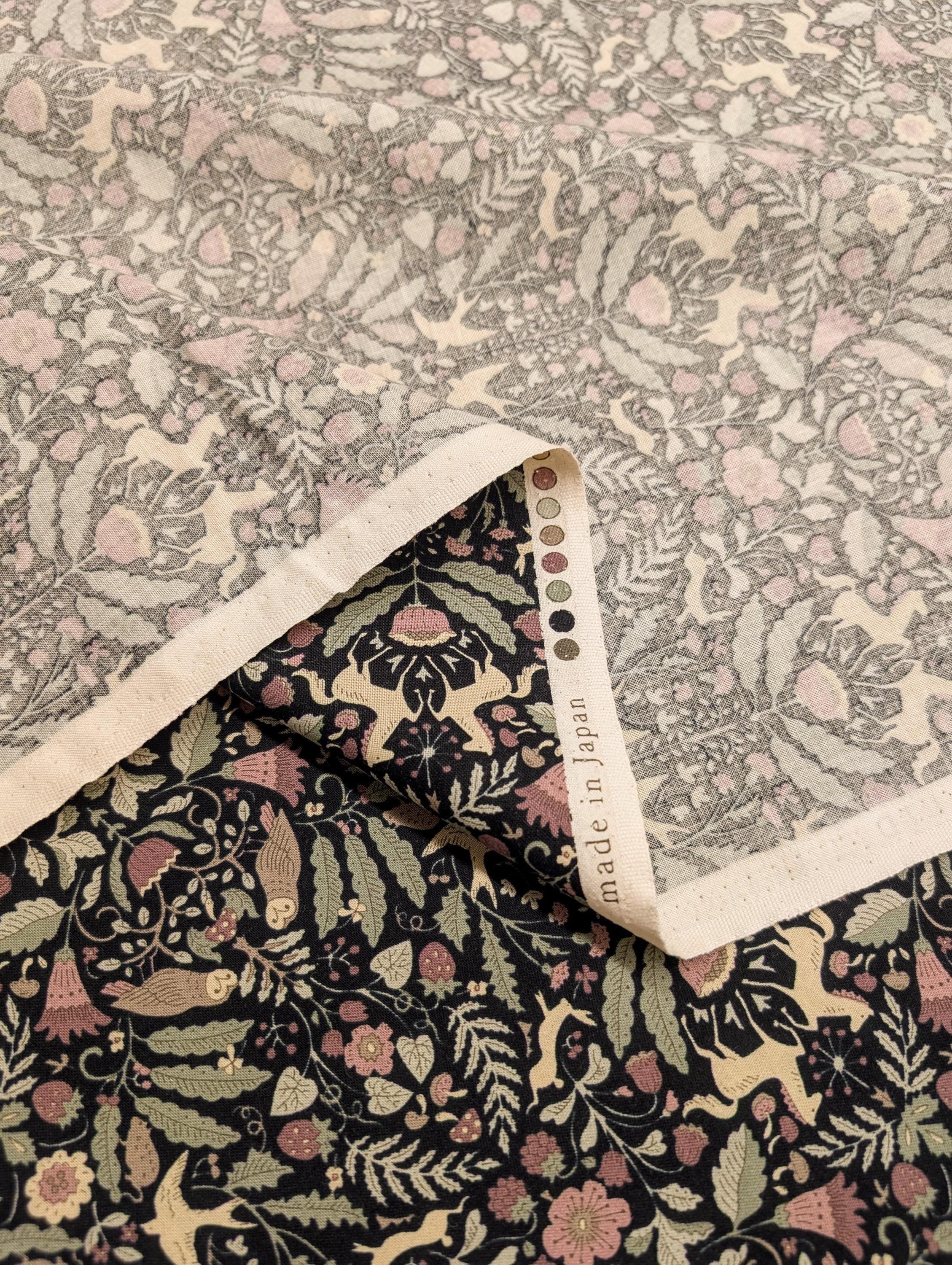 Kokka - Animal Forest Trèfle Cotton Sheeting - Black
