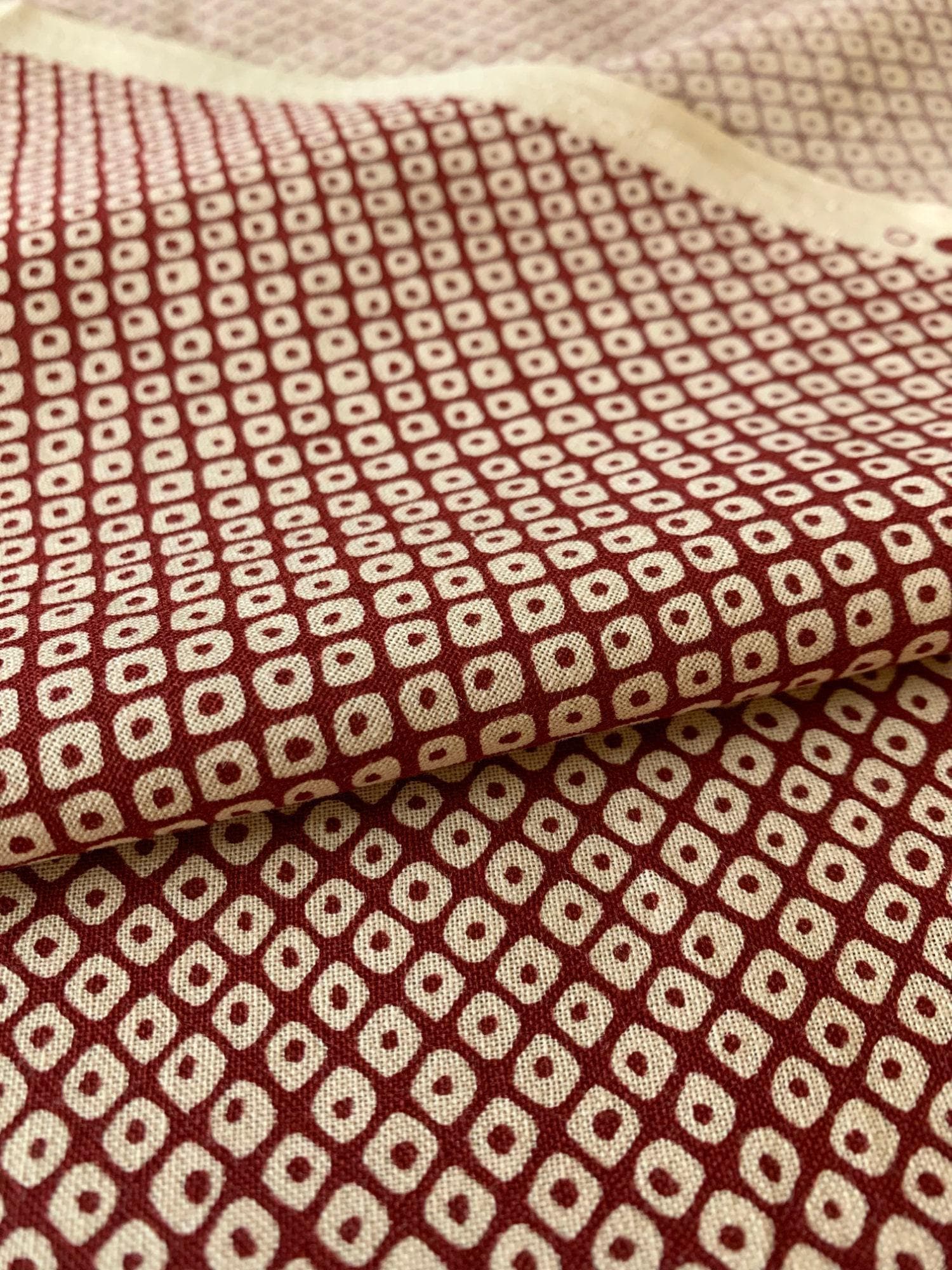 Sevenberry - Kanoko Dots Cotton Fabric - Beige Red
