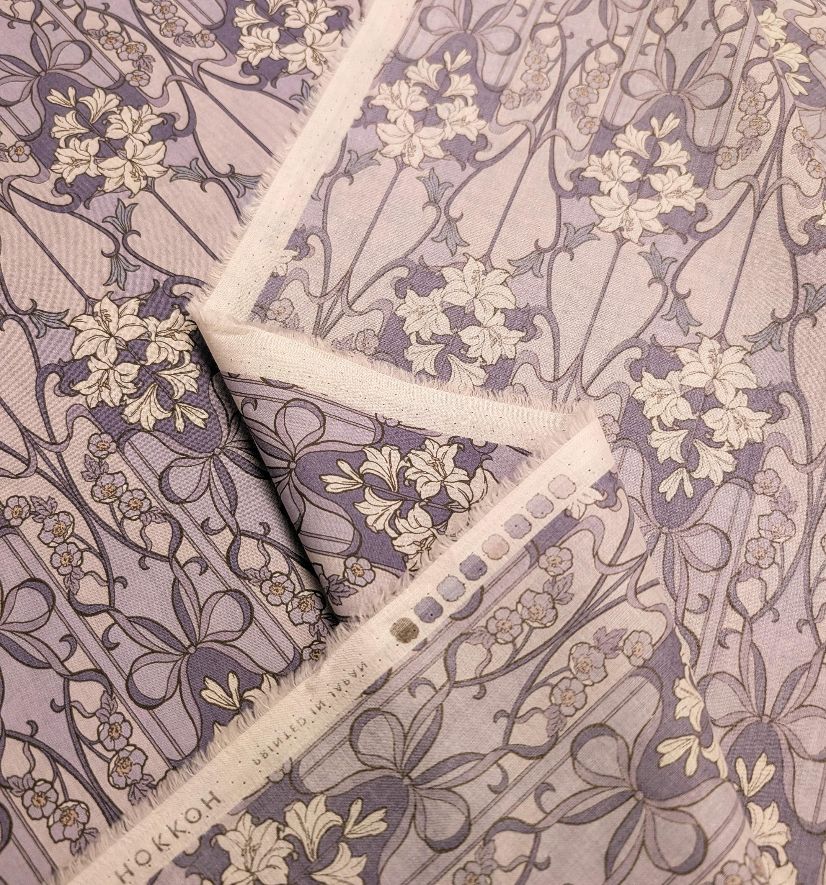 Hokkoh - Nouveau Flower Filigree Cotton Lawn - Purple