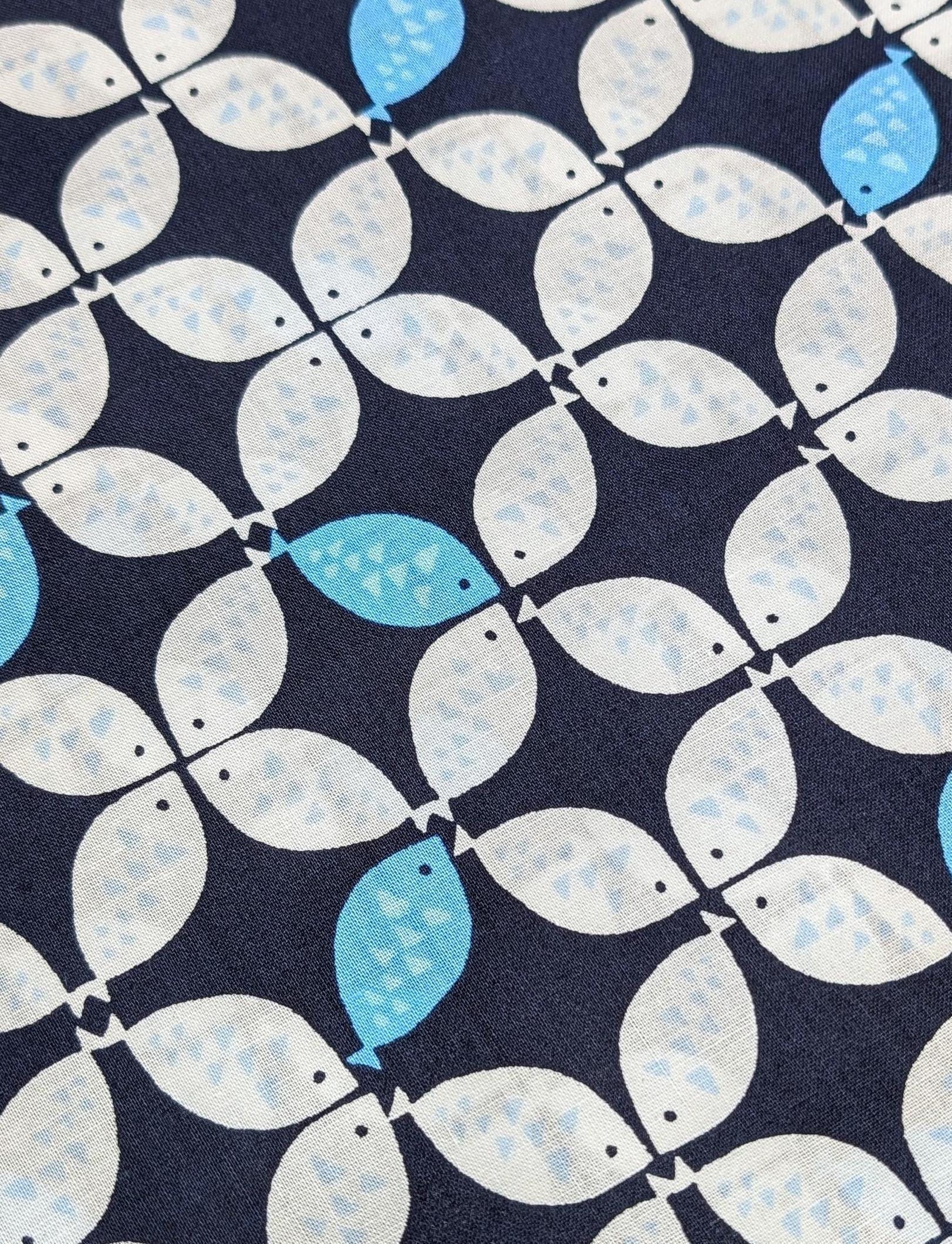 Sevenberry - Shippō Fish Cotton Fabric - White and Blue