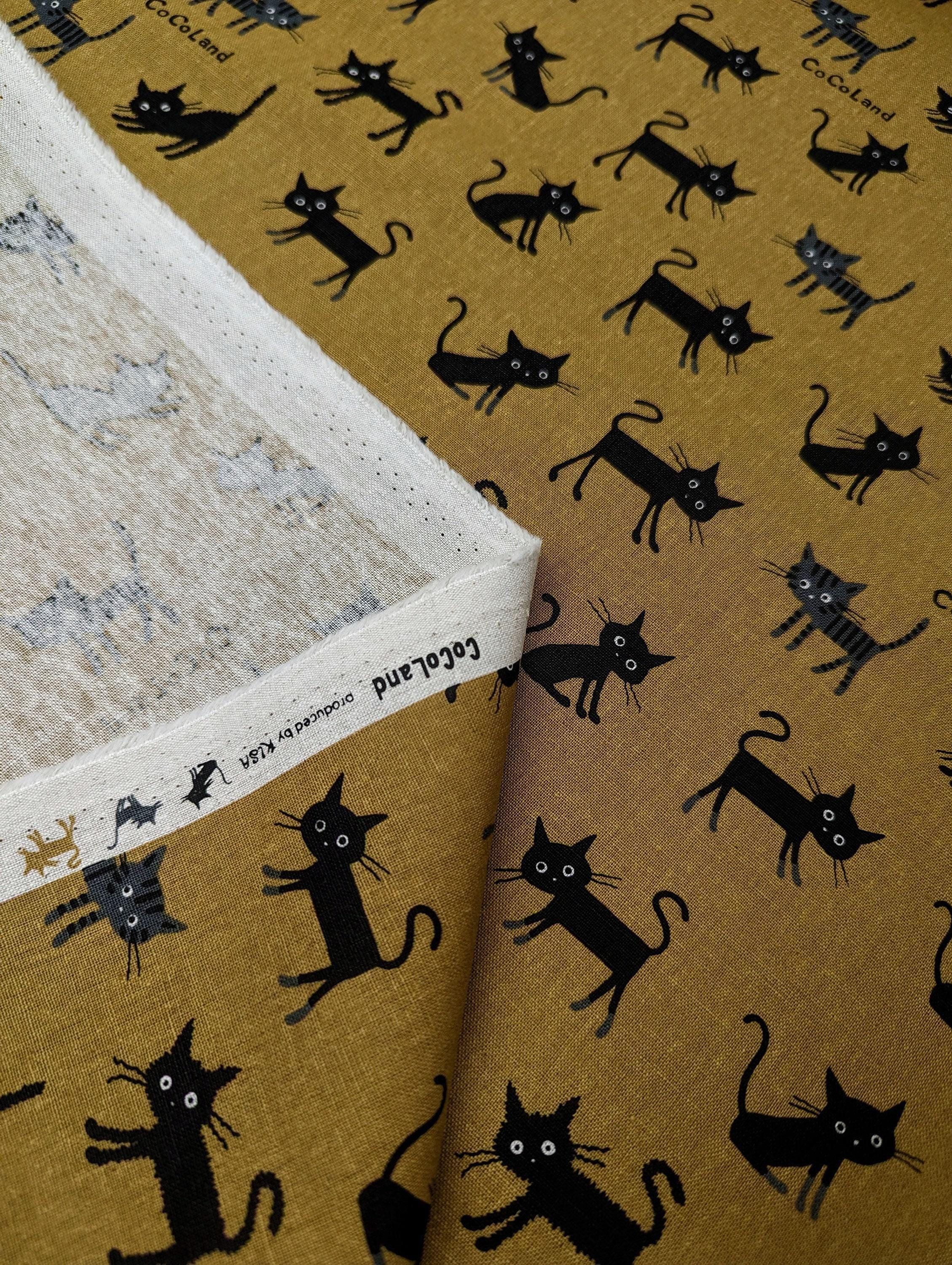 Hishiei - Cocoland Medium Cats Cotton/Linen Oxford - Mustard